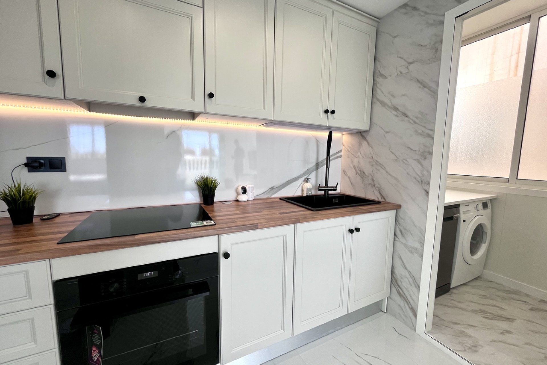 Resale - Apartment / Flat * - Playa Flamenca - Playa Flamenca *