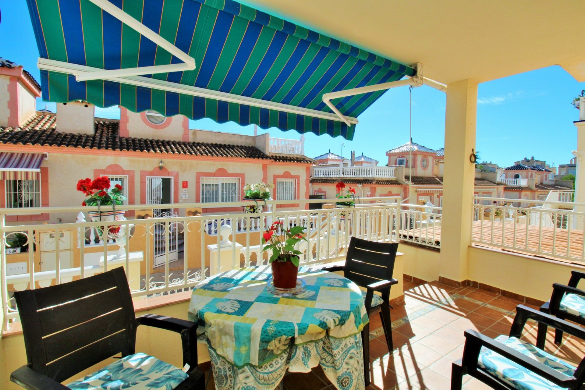Resale - Apartment / Flat * - Playa Flamenca - Playa Flamenca *