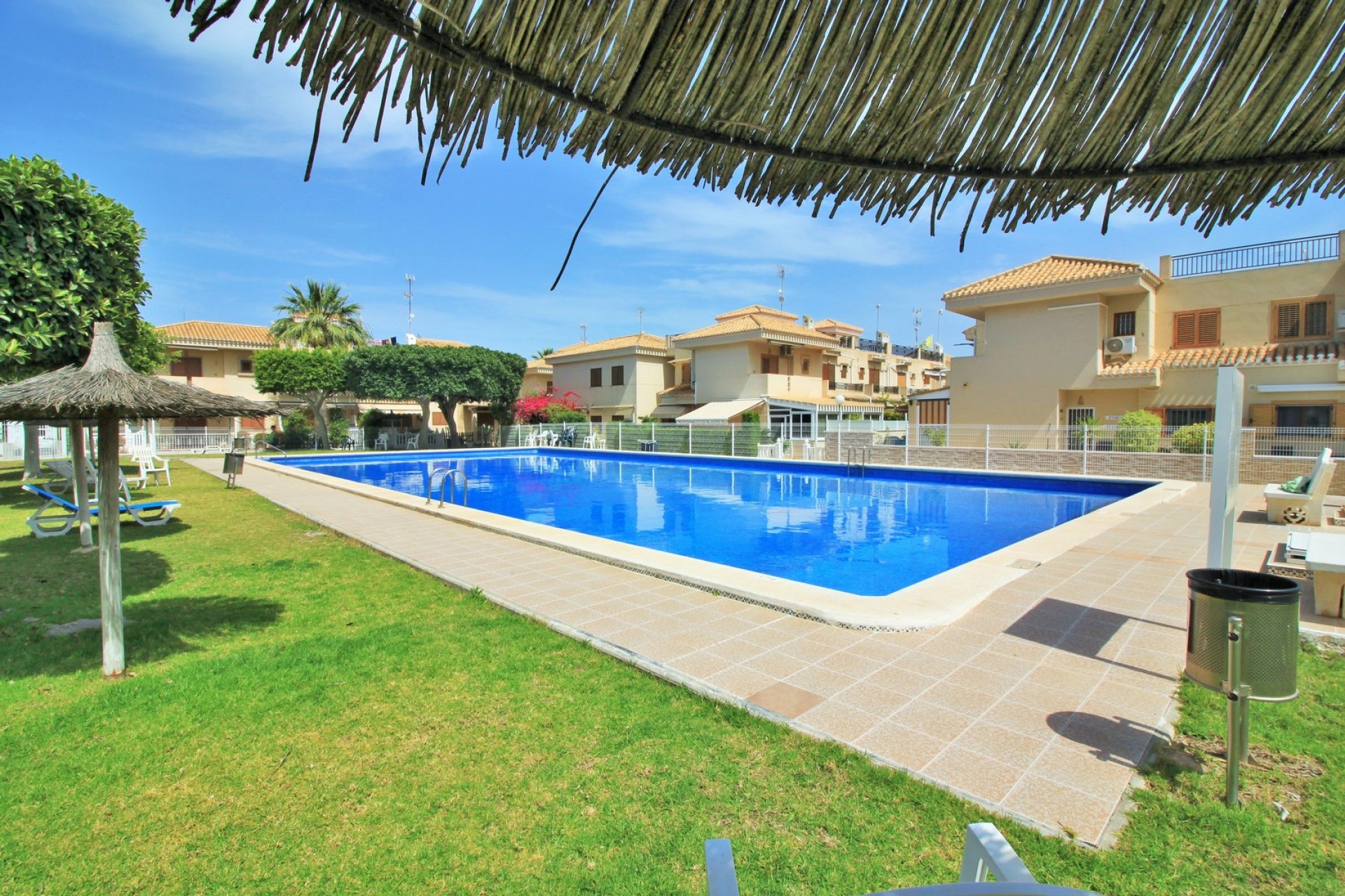 Resale - Apartment / flat - Playa Flamenca