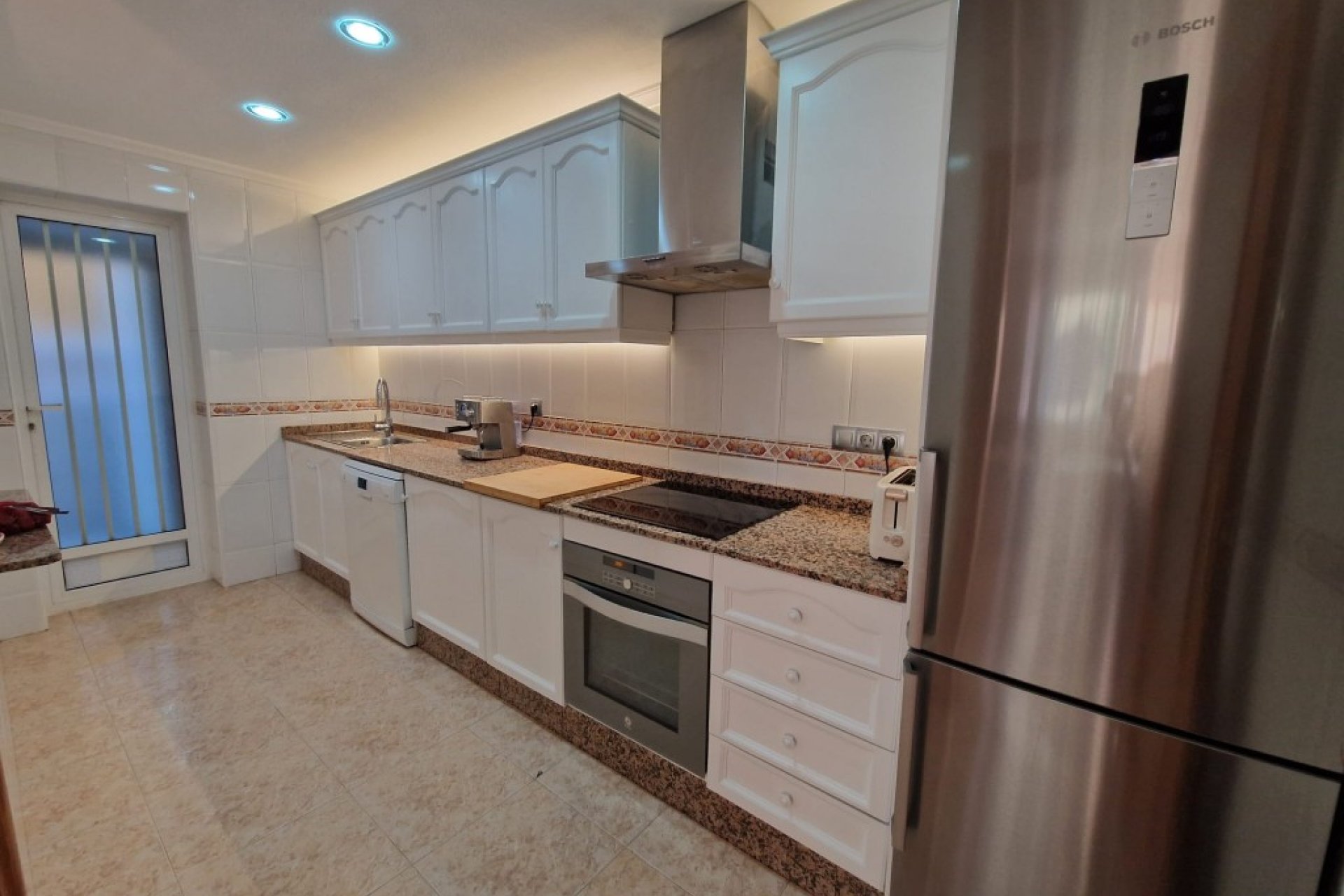 Resale - Apartment / Flat * - Playa Flamenca *