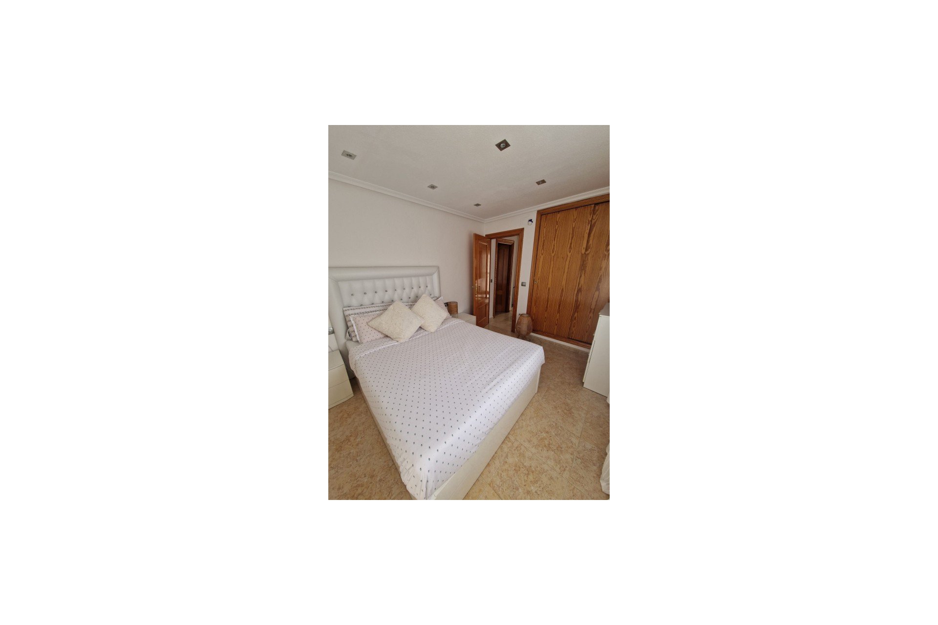 Resale - Apartment / Flat * - Playa Flamenca *