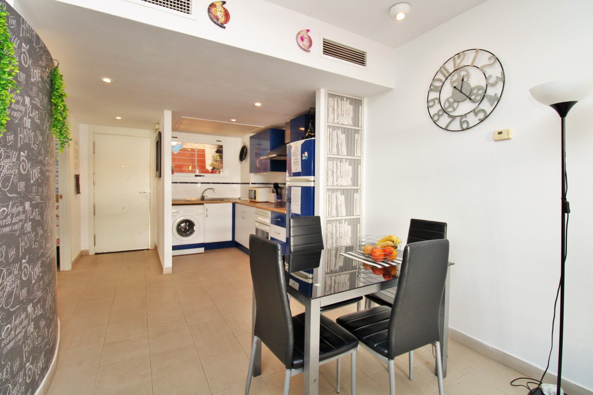 Resale - Apartment / Flat * - Playa Flamenca *