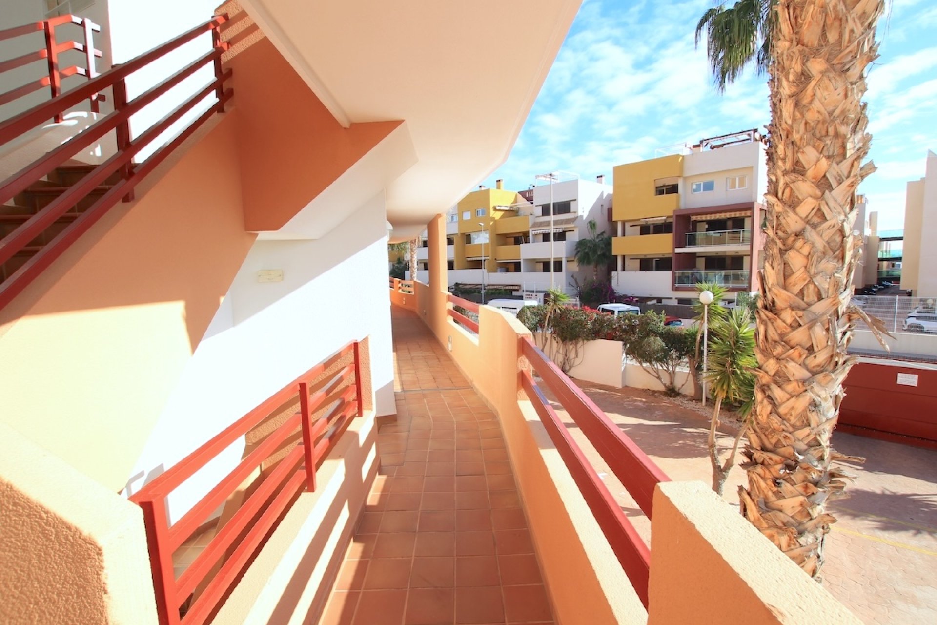 Resale - Apartment / Flat * - Playa Flamenca *