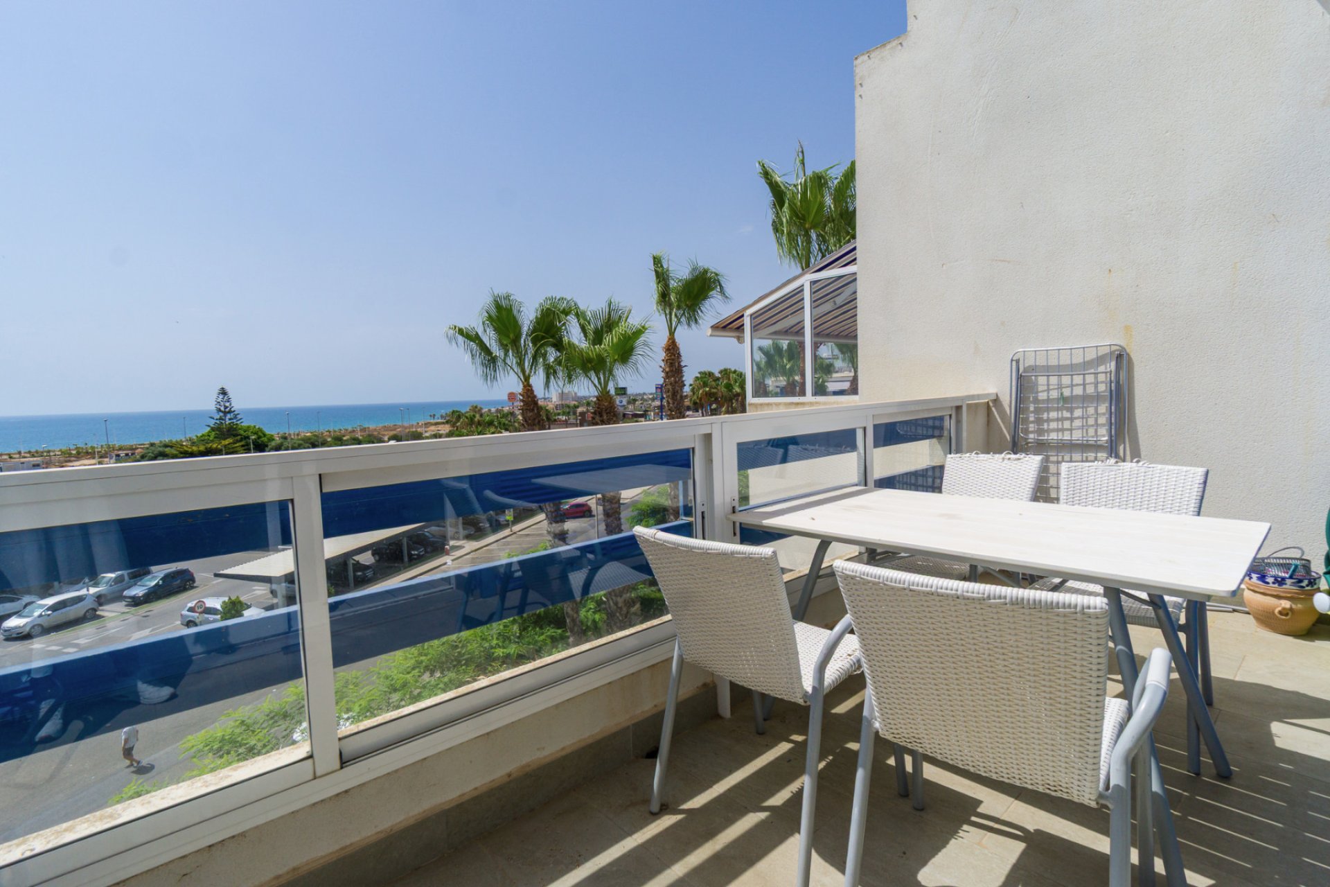 Resale - Apartment / Flat * - Playa Flamenca *