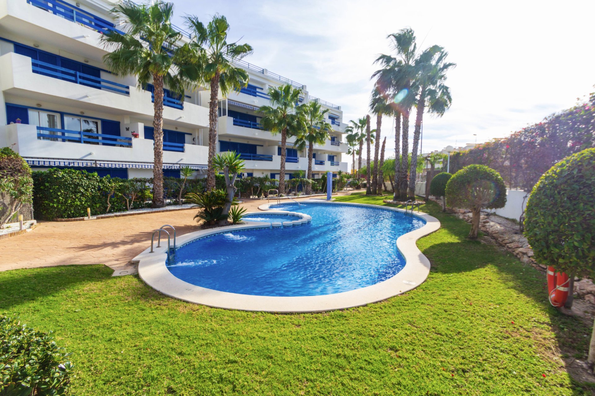Resale - Apartment / Flat * - Playa Flamenca *