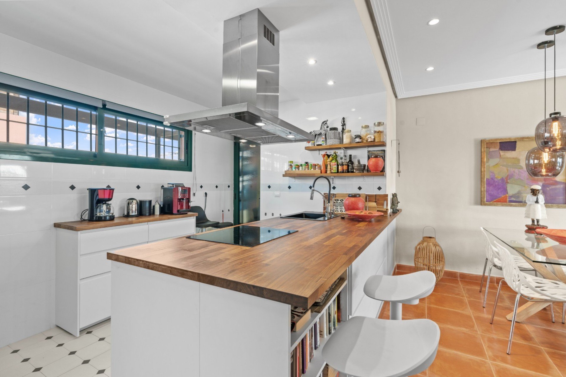 Resale - Apartment / Flat * - Playa San Juan * - San Juan de Alicante *