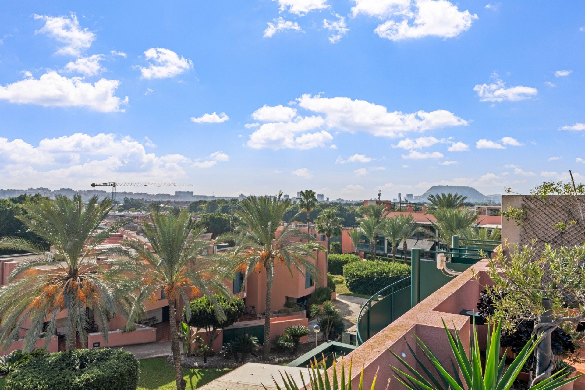 Resale - Apartment / Flat * - Playa San Juan * - San Juan de Alicante *