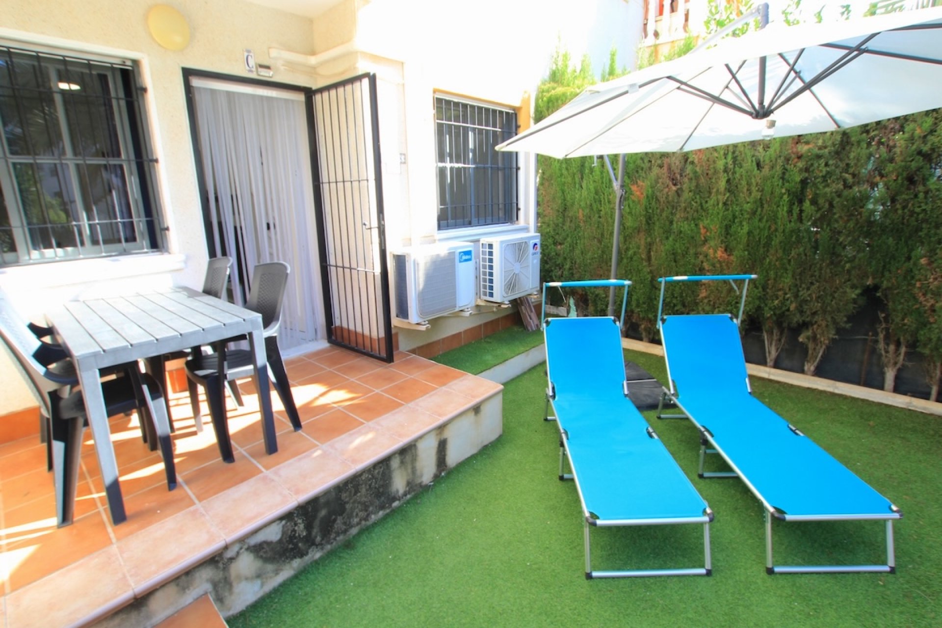 Resale - Apartment / Flat * - Punta Prima - Punta Prima *