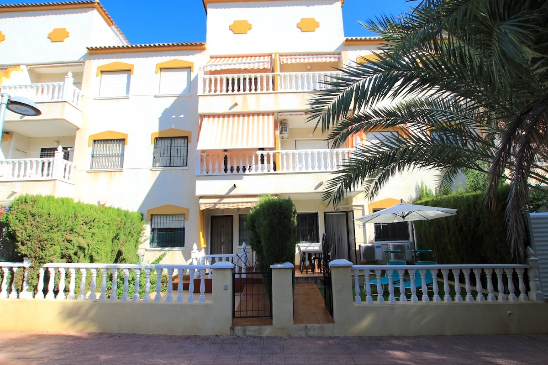 Resale - Apartment / Flat * - Punta Prima - Punta Prima *