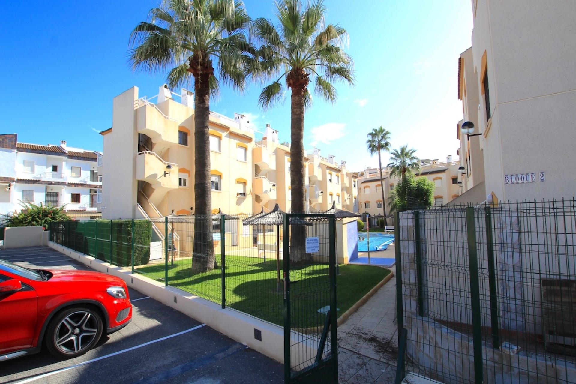 Resale - Apartment / Flat * - Punta Prima - Punta Prima *