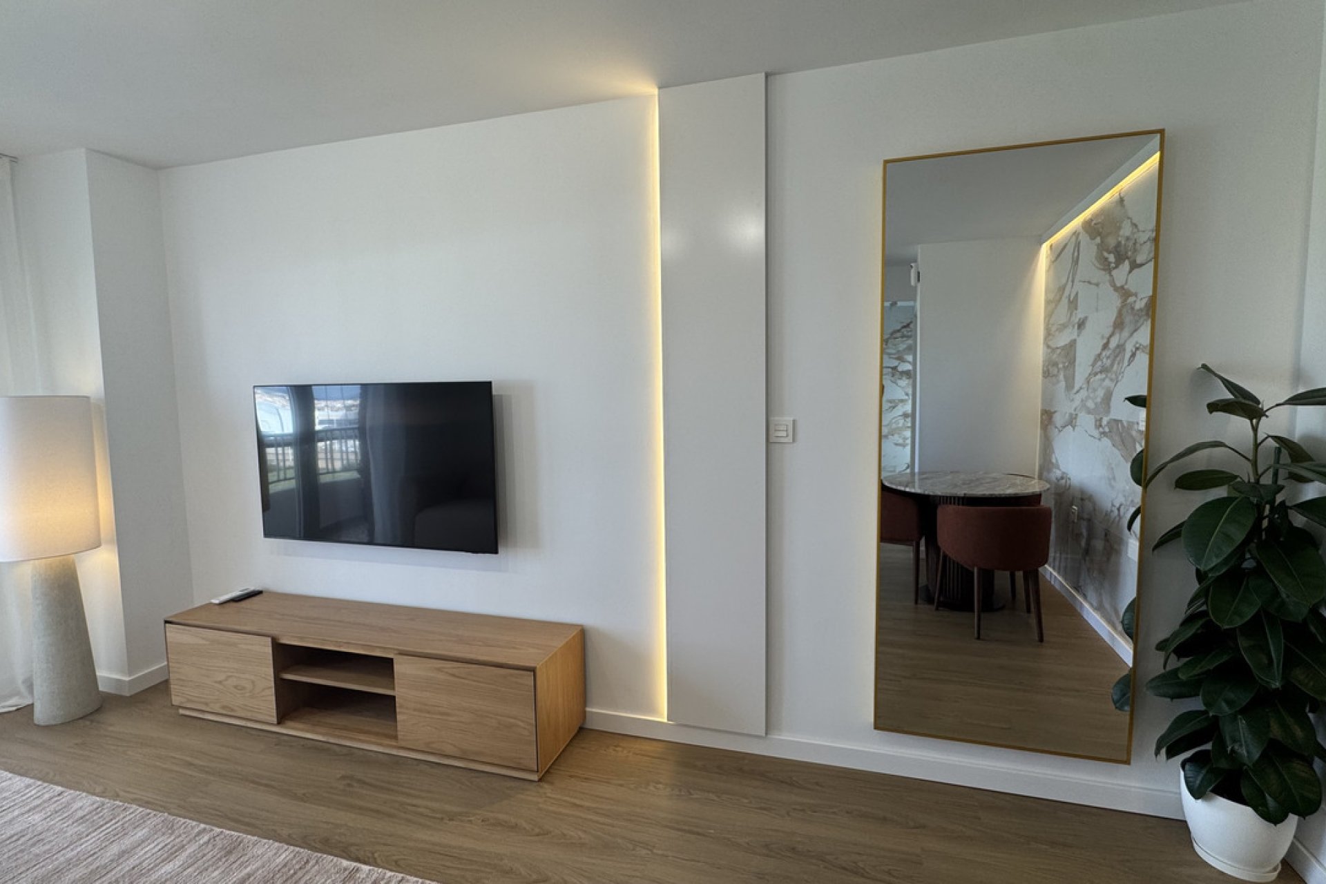 Resale - Apartment / Flat * - Punta Prima *