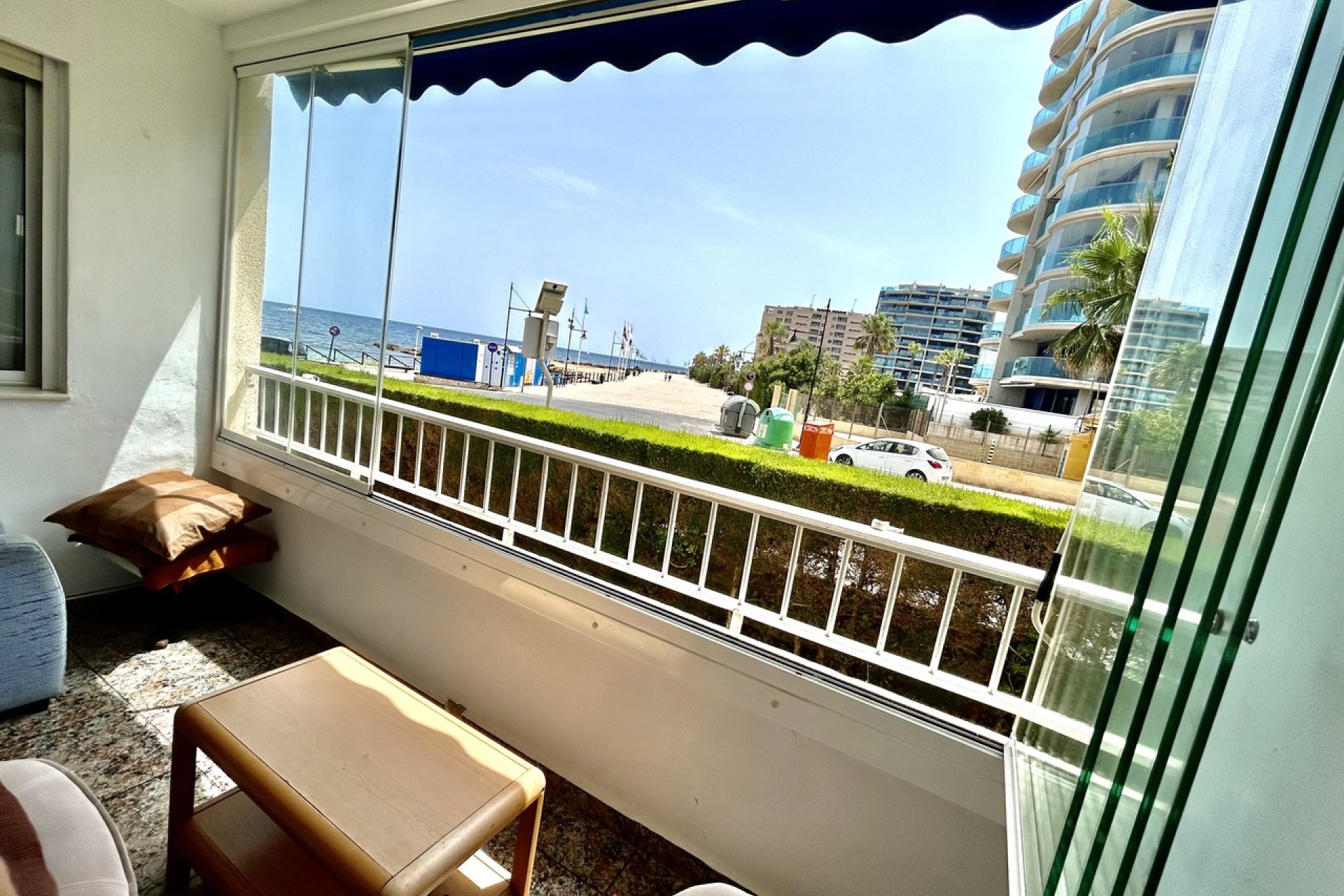 Resale - Apartment / Flat * - Punta Prima *