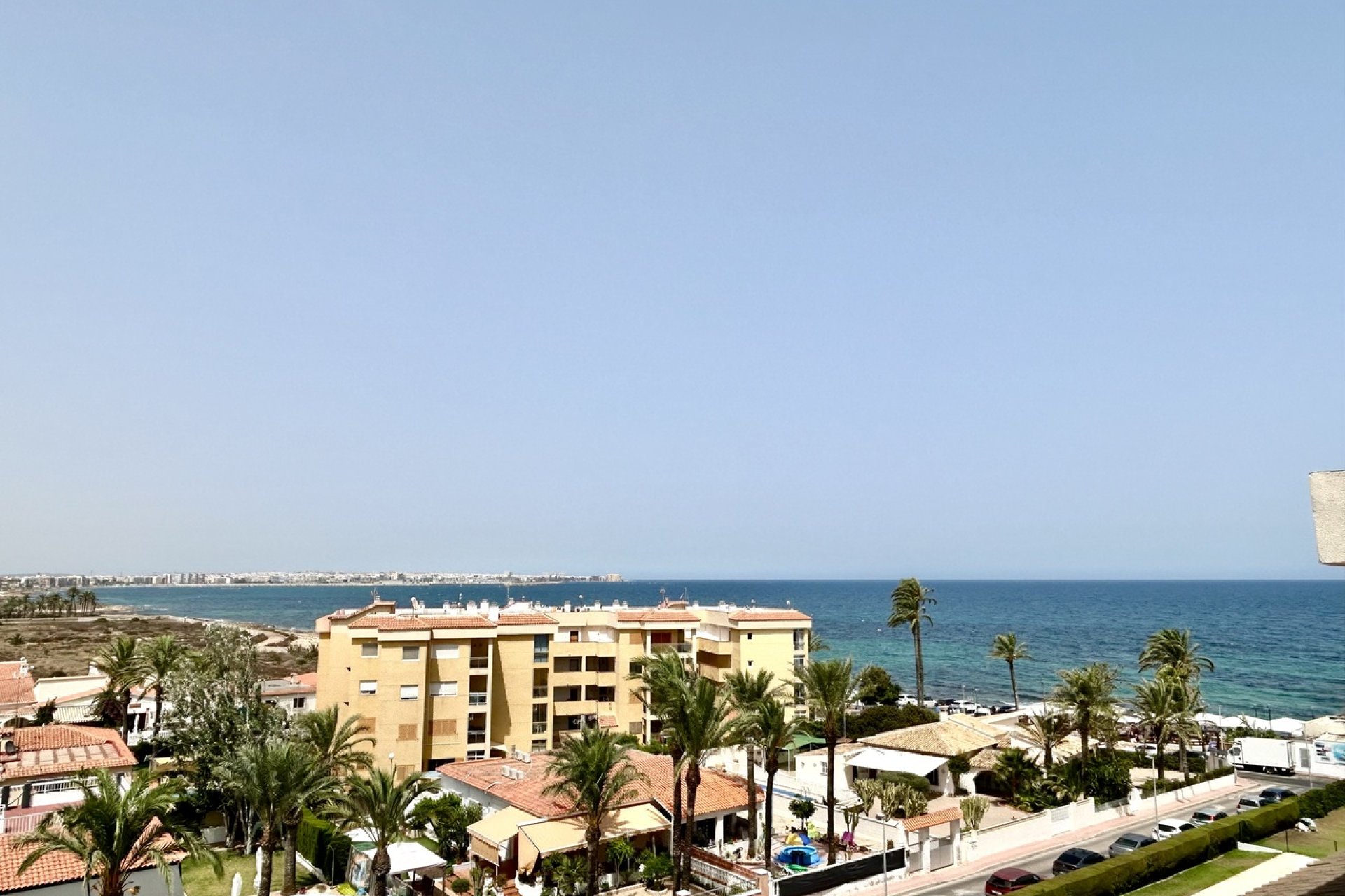 Resale - Apartment / Flat * - Punta Prima *