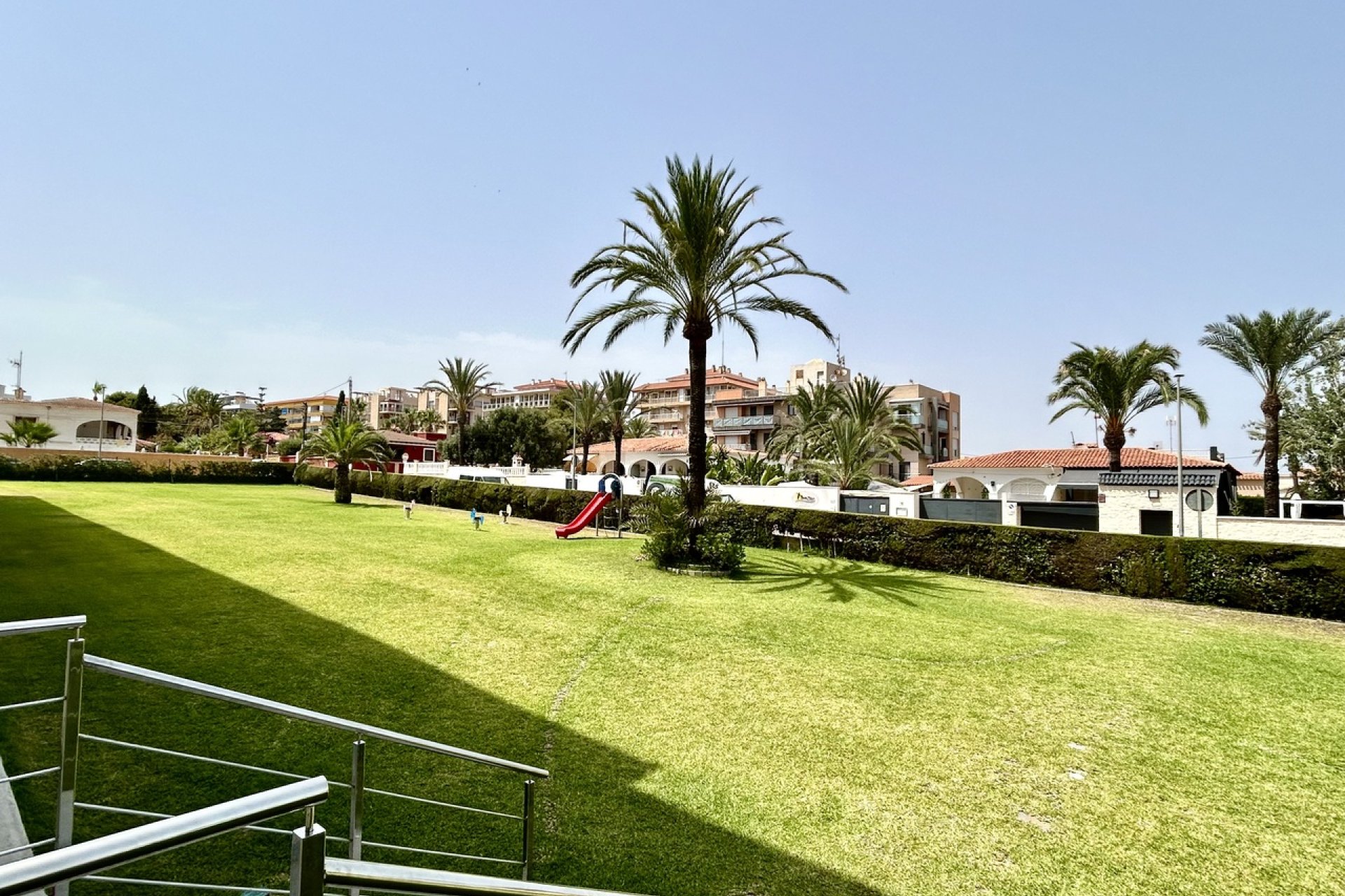 Resale - Apartment / Flat * - Punta Prima *