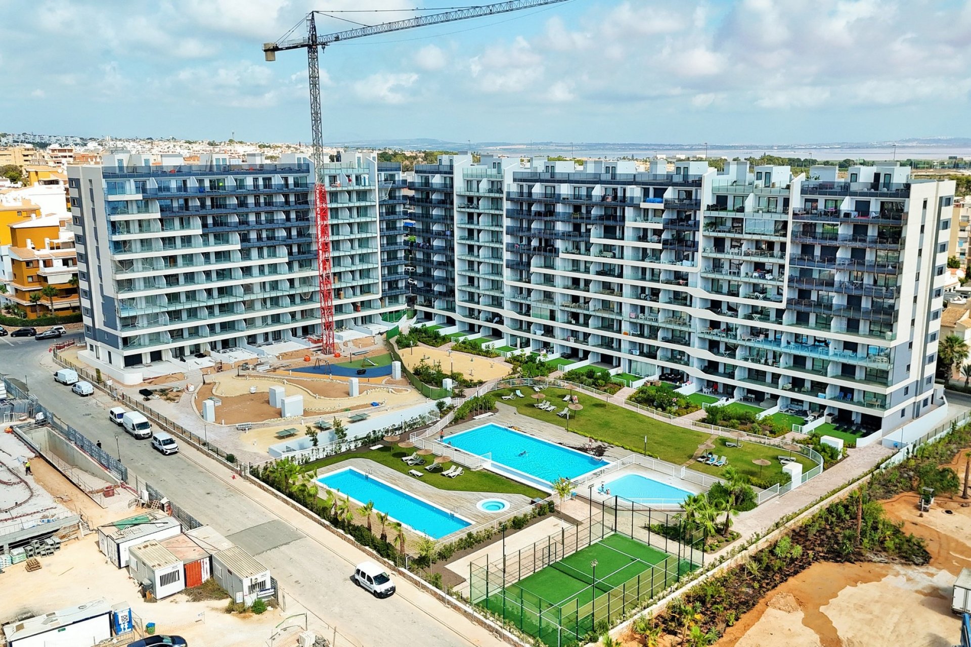 Resale - Apartment / Flat * - Punta Prima *