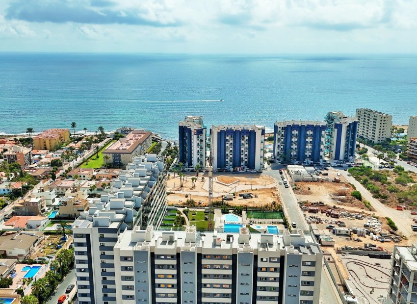 Resale - Apartment / Flat * - Punta Prima *