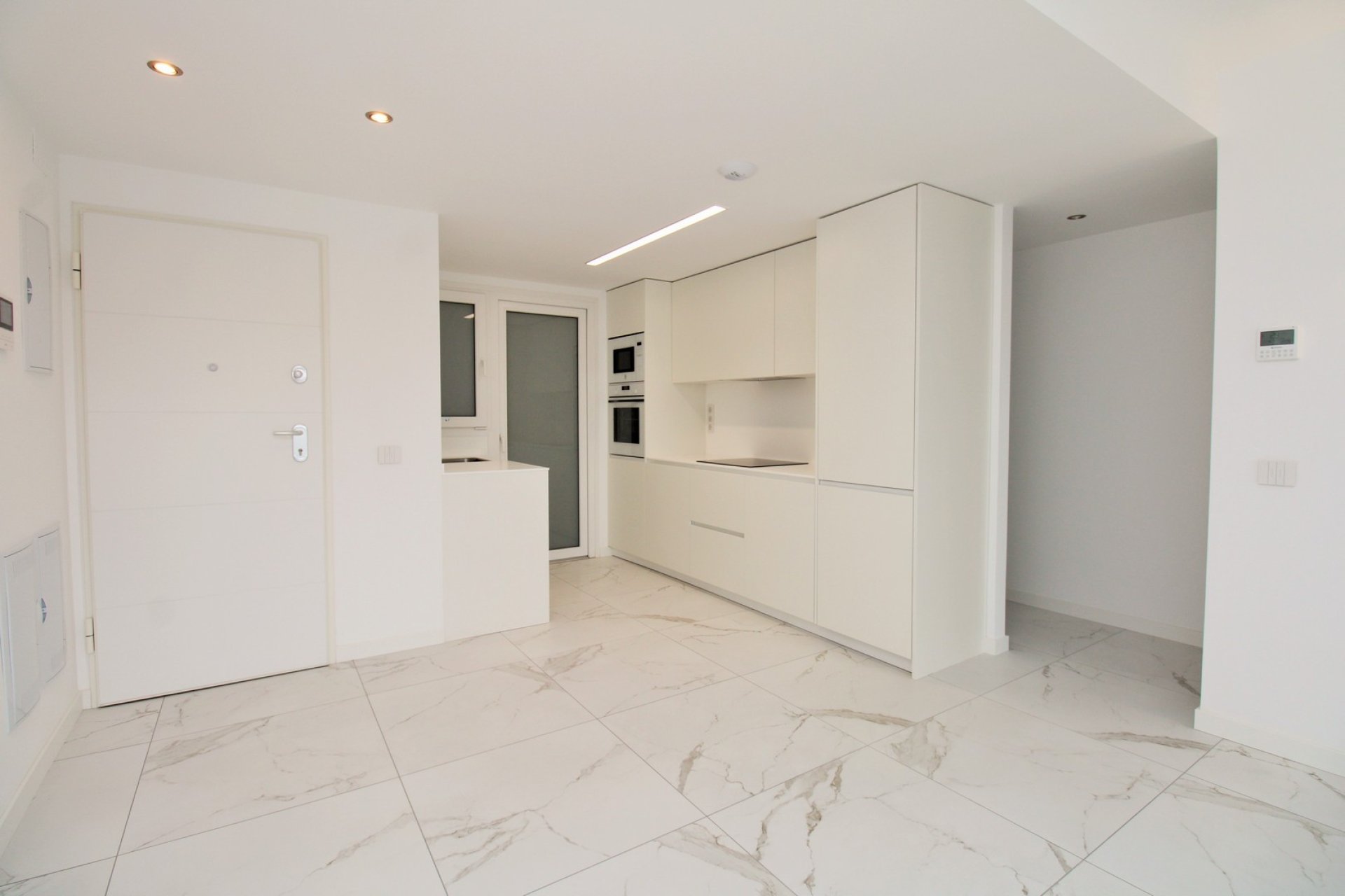 Resale - Apartment / Flat * - Punta Prima *