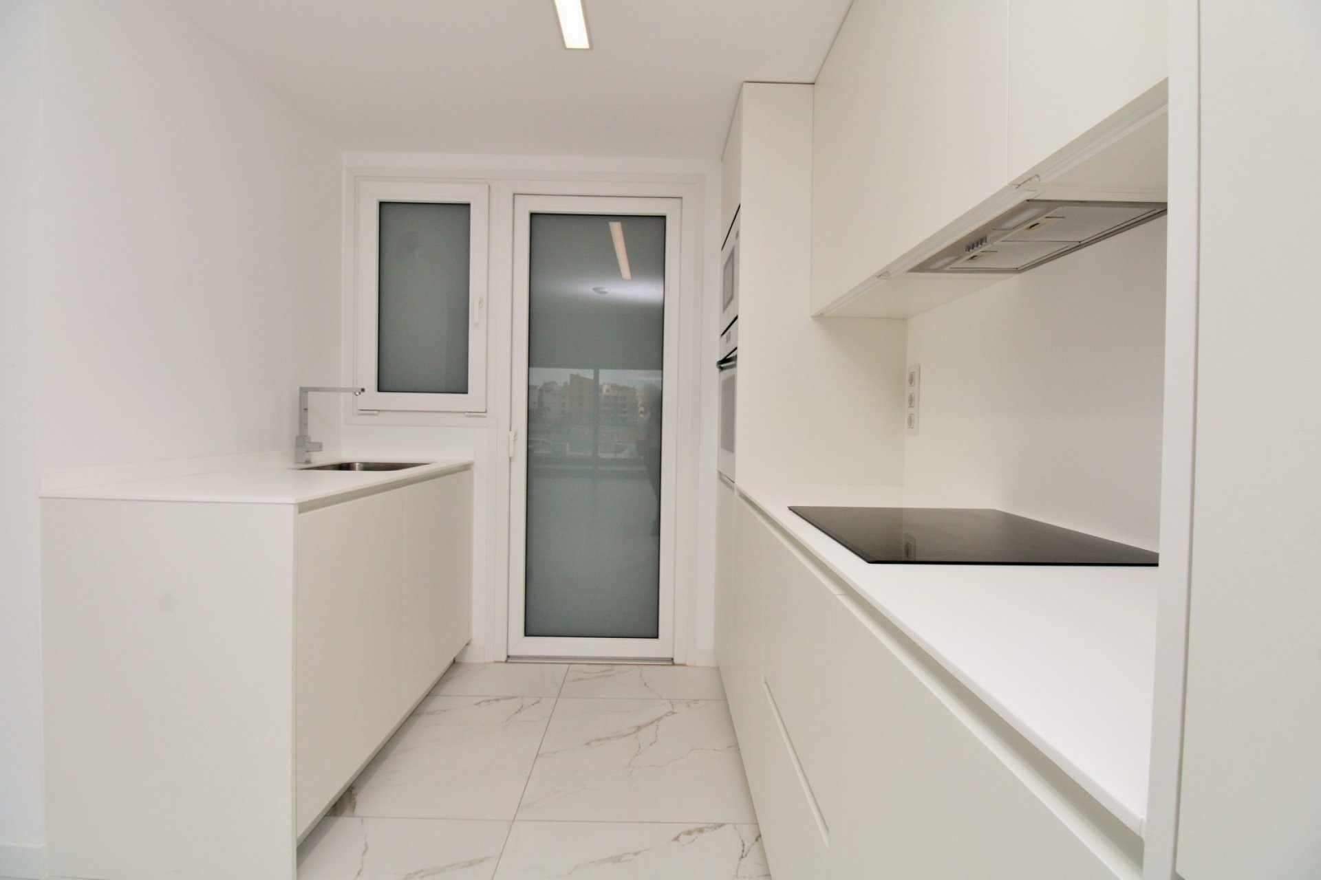 Resale - Apartment / Flat * - Punta Prima *