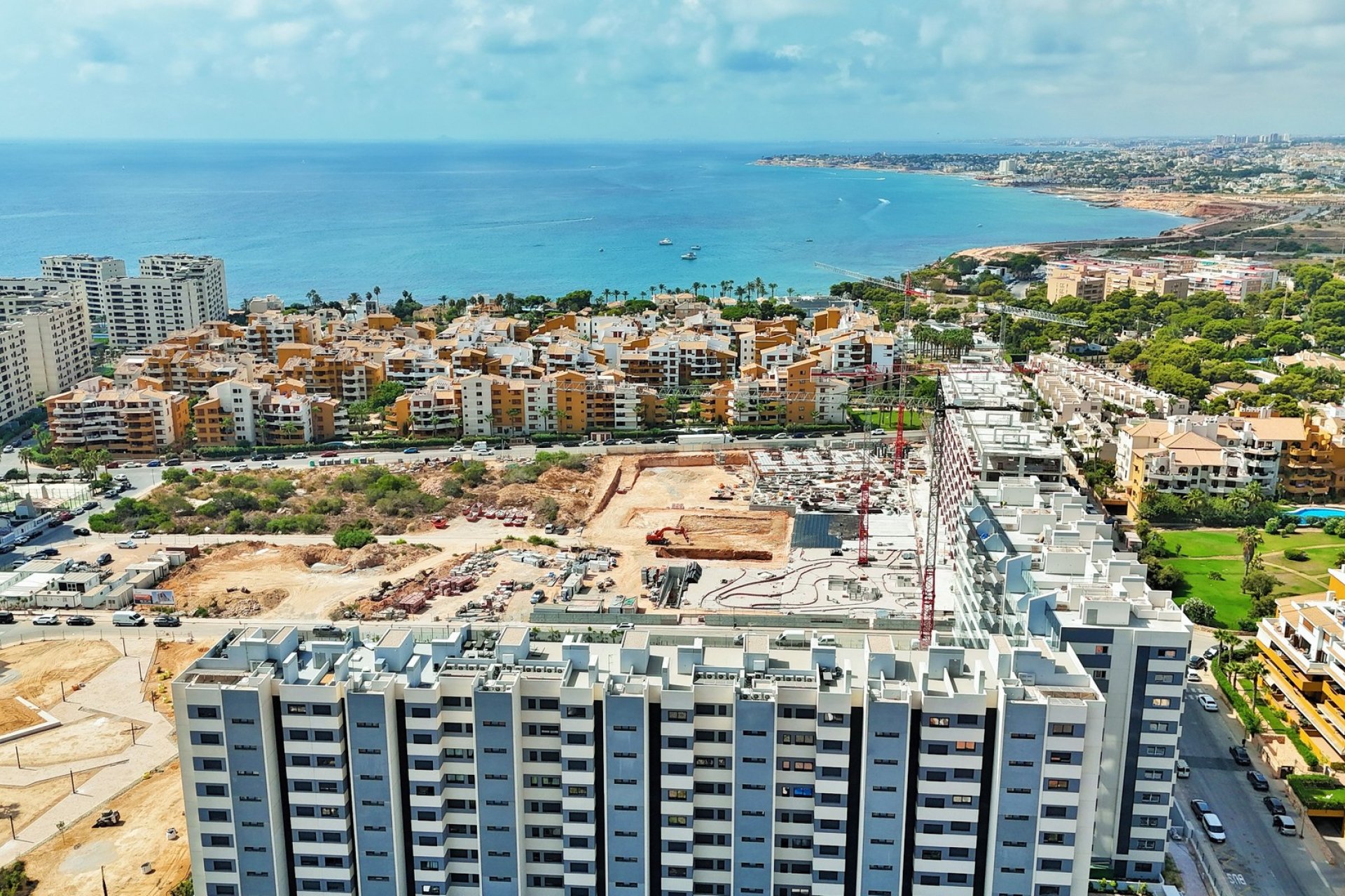 Resale - Apartment / Flat * - Punta Prima *