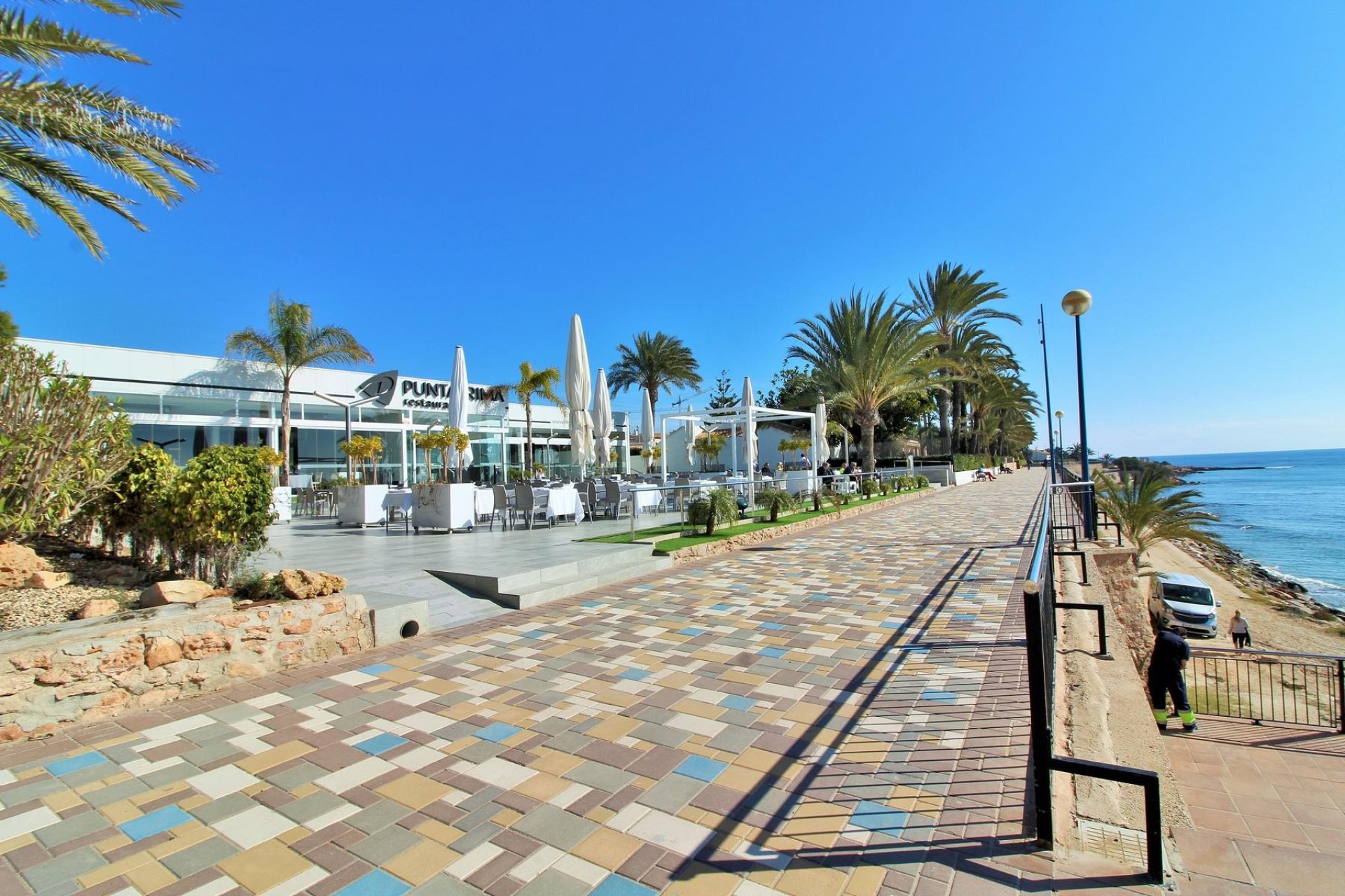 Resale - Apartment / Flat * - Punta Prima *