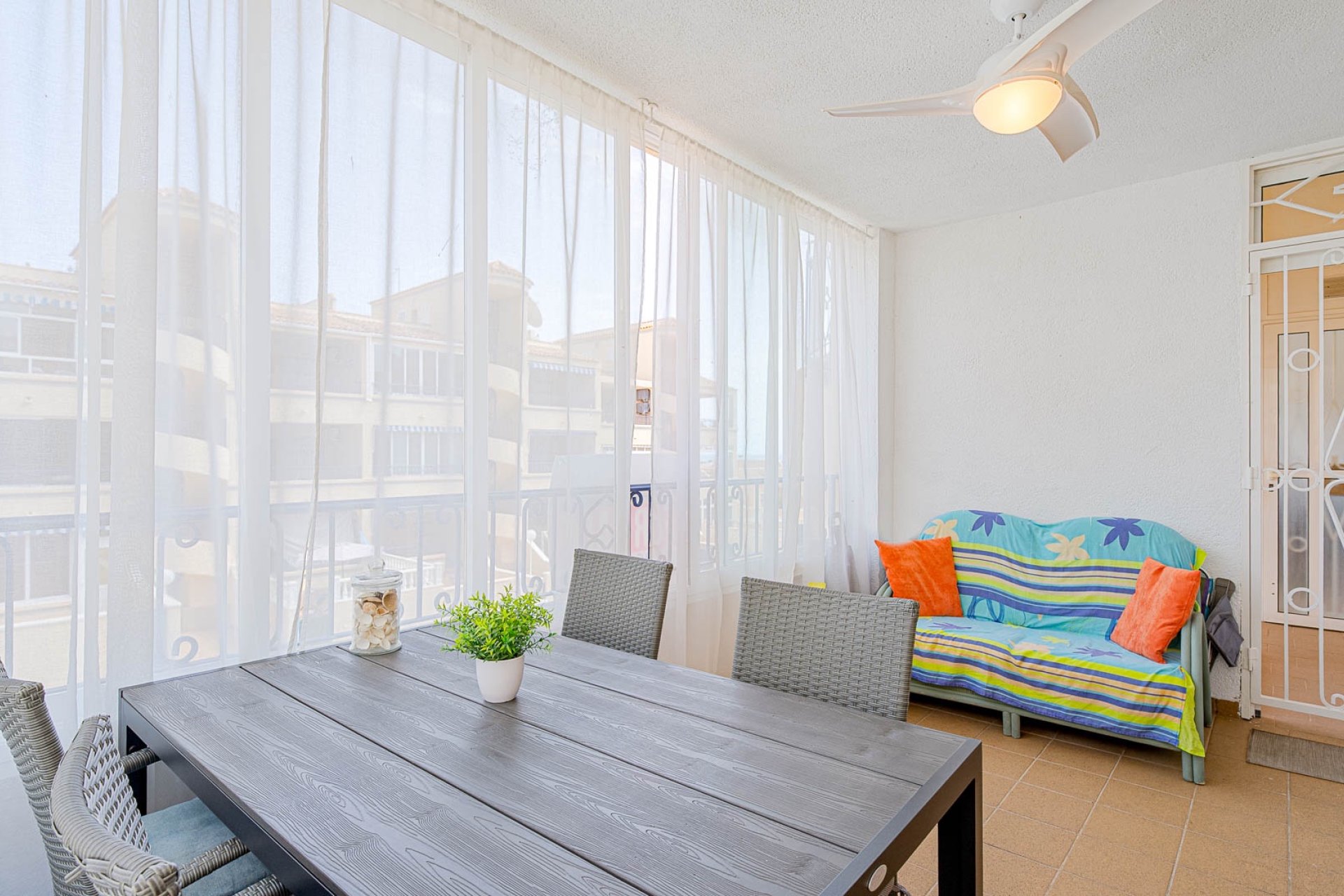 Resale - Apartment / Flat * - Punta Prima *