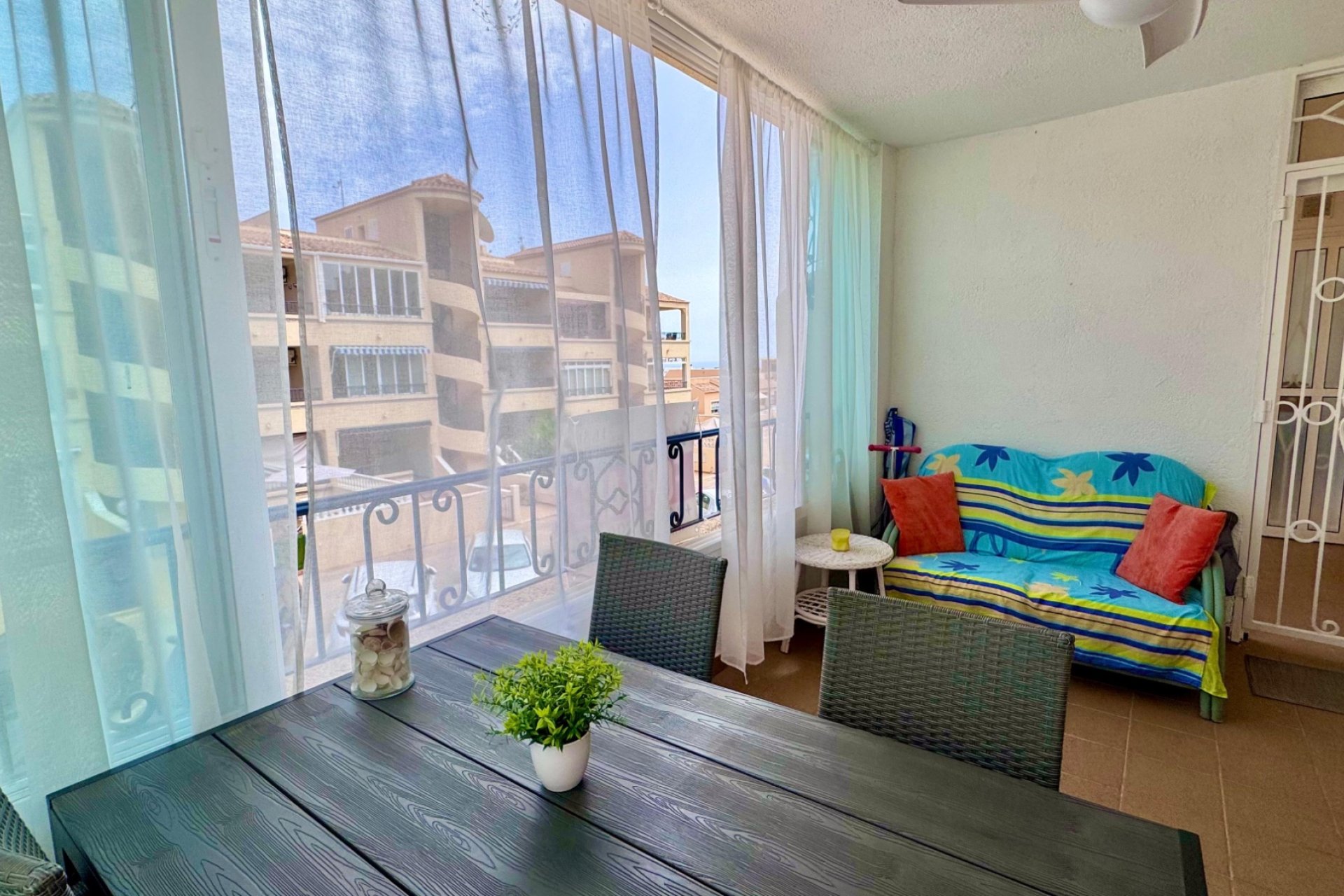 Resale - Apartment / Flat * - Punta Prima *