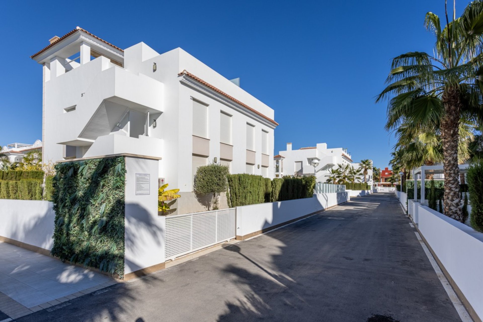 Resale - Apartment / flat - Quesada