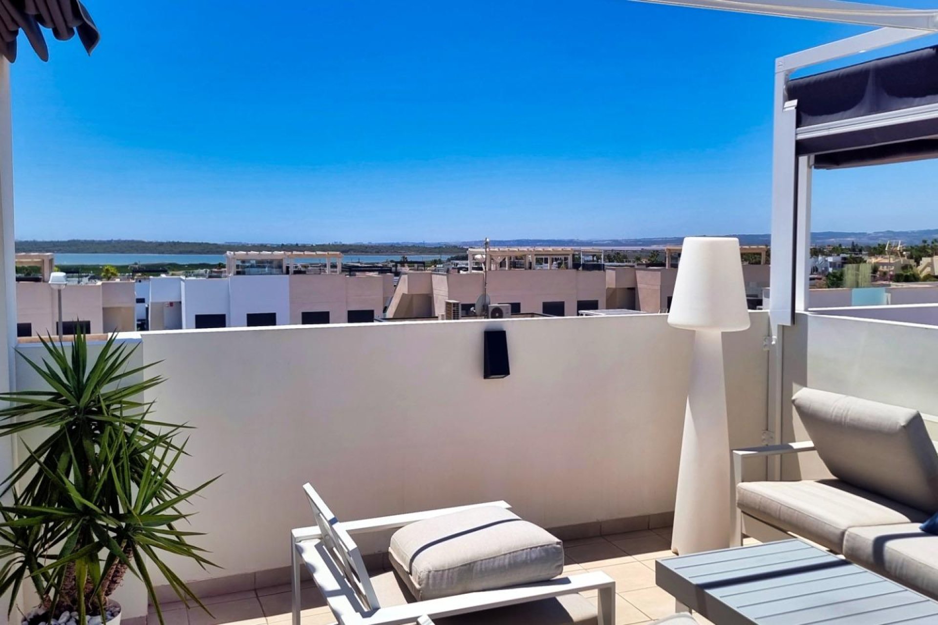 Resale - Apartment / Flat * - Rojales * - Ciudad Quesada *