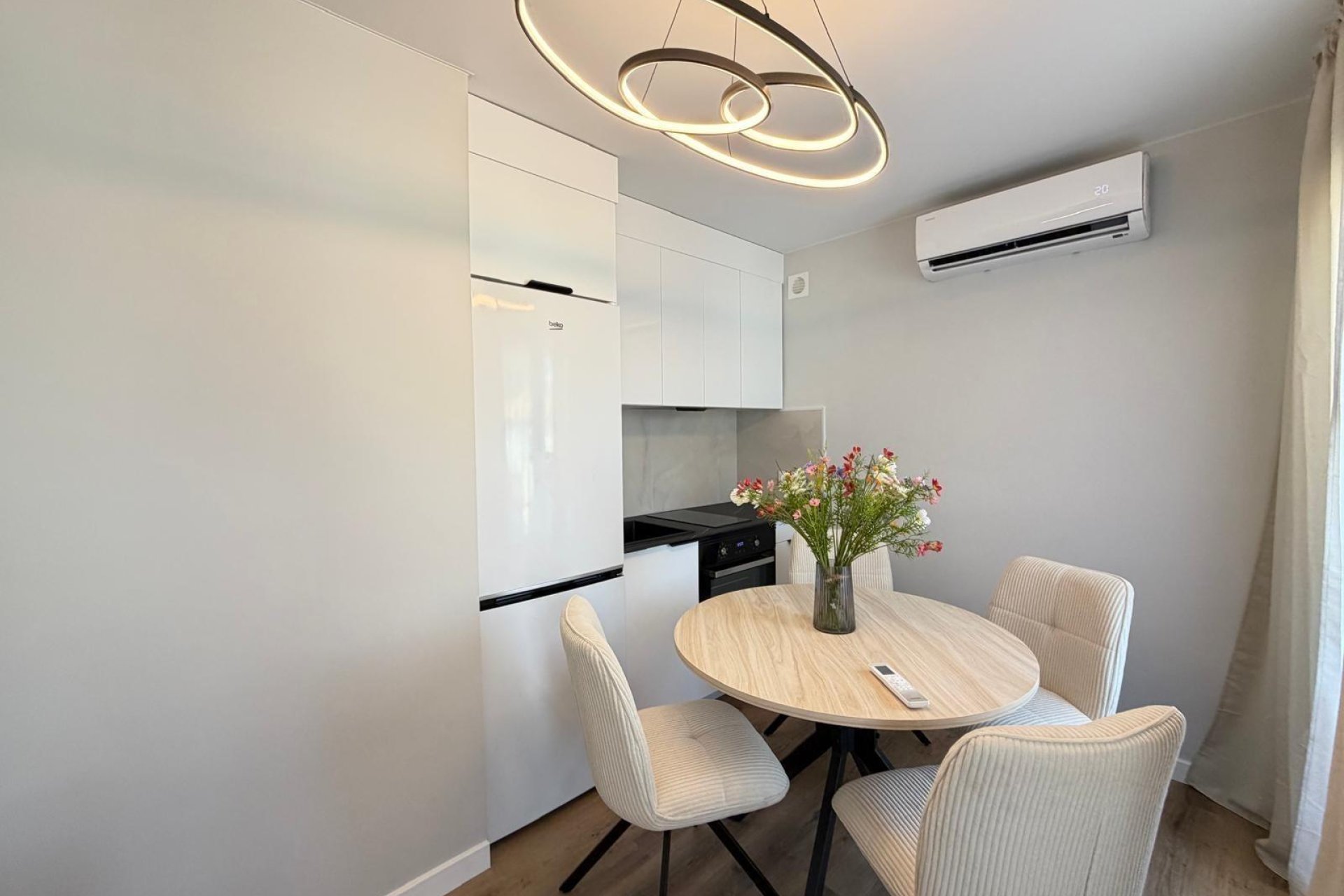 Resale - Apartment / Flat * - San Miguel de Salinas * - 03193