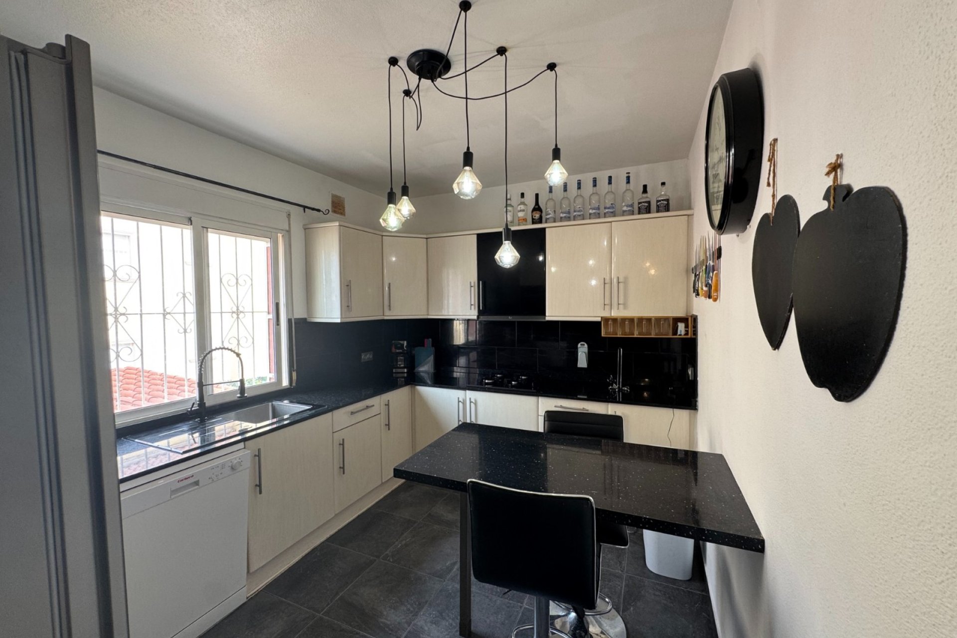 Resale - Apartment / Flat * - San Miguel de Salinas - El Galán *