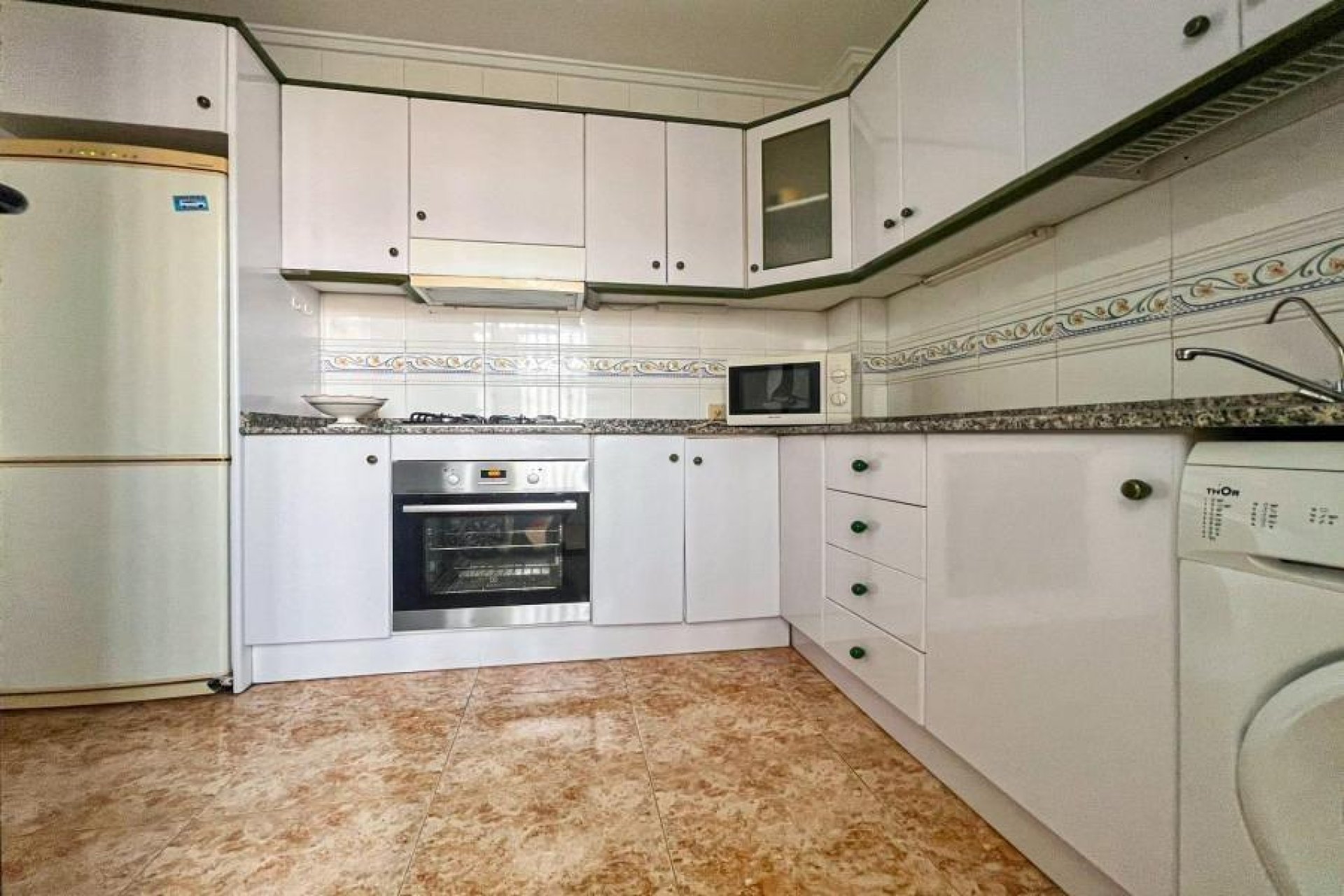 Resale - Apartment / flat - San Miguel de Salinas - Pueblo