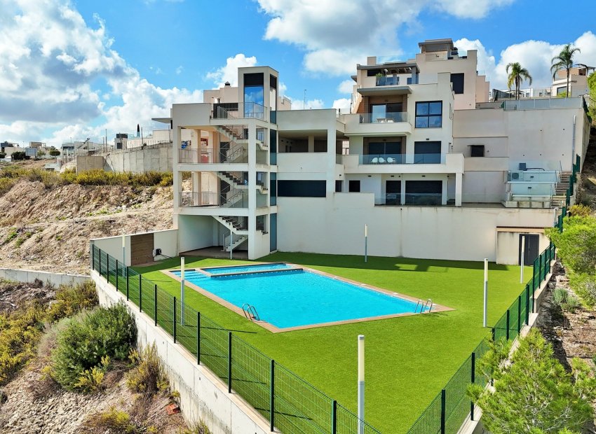 Resale - Apartment / Flat * - San Miguel de Salinas