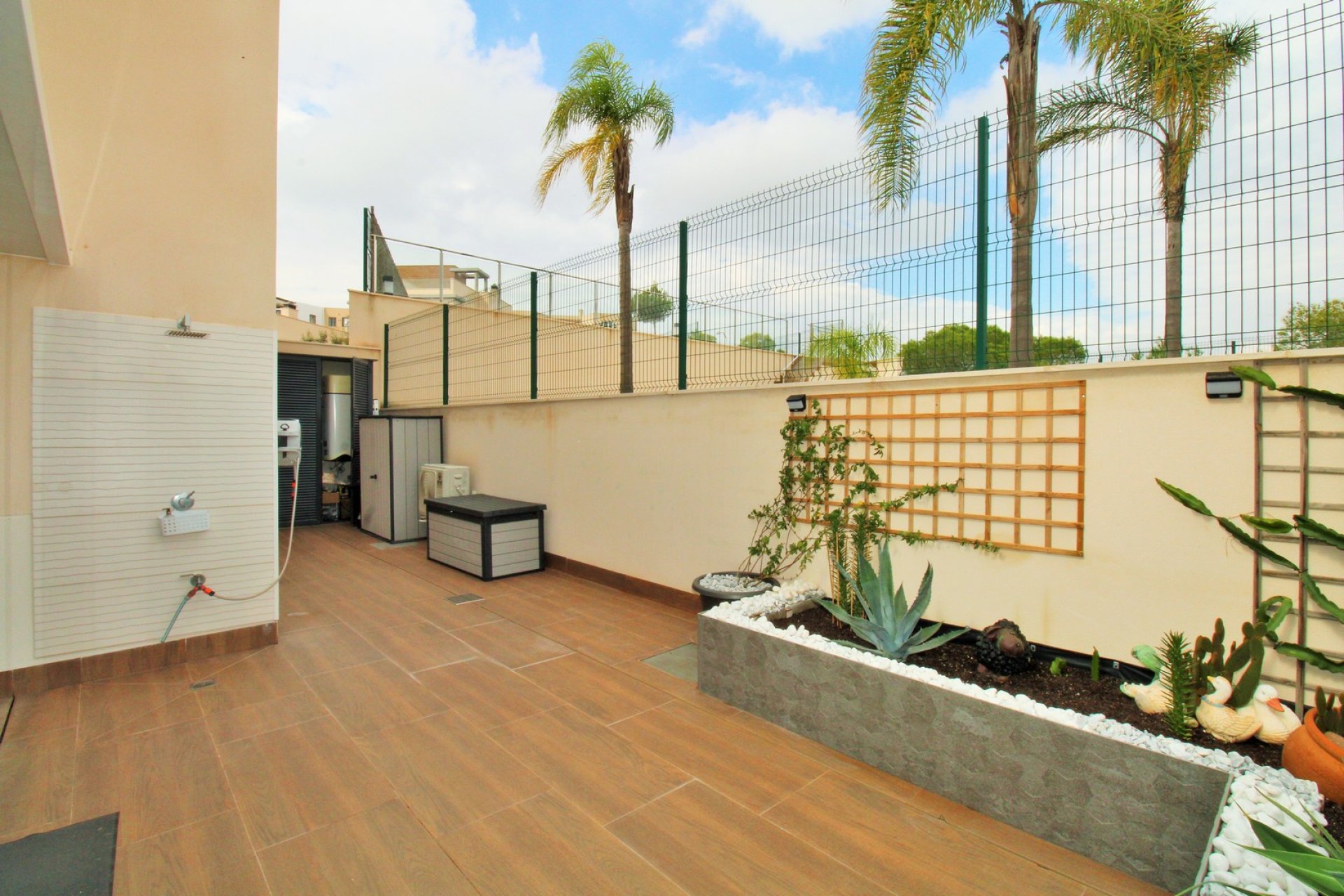 Resale - Apartment / Flat * - San Miguel de Salinas