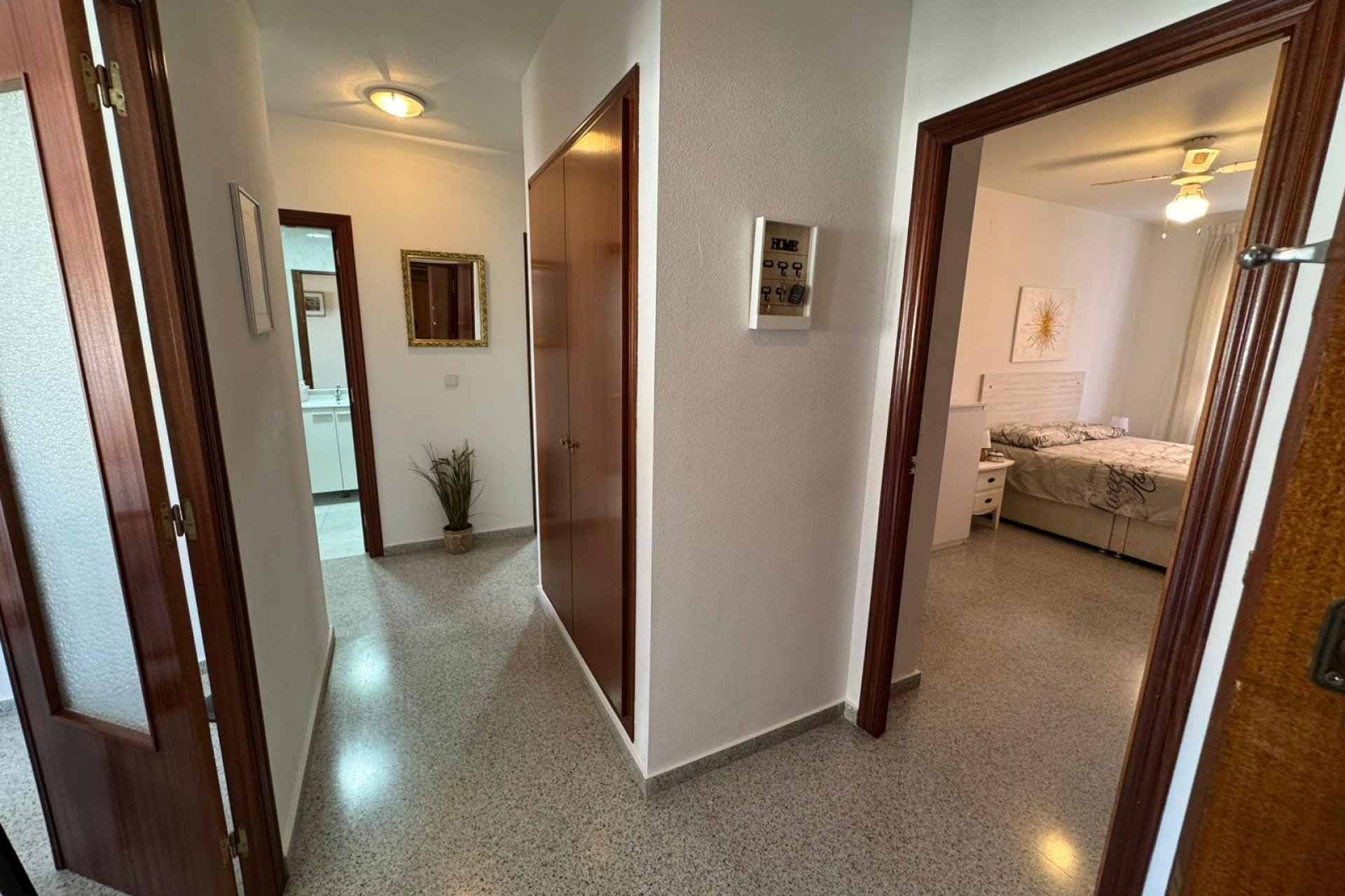 Resale - Apartment / Flat * - San Miguel de Salinas *