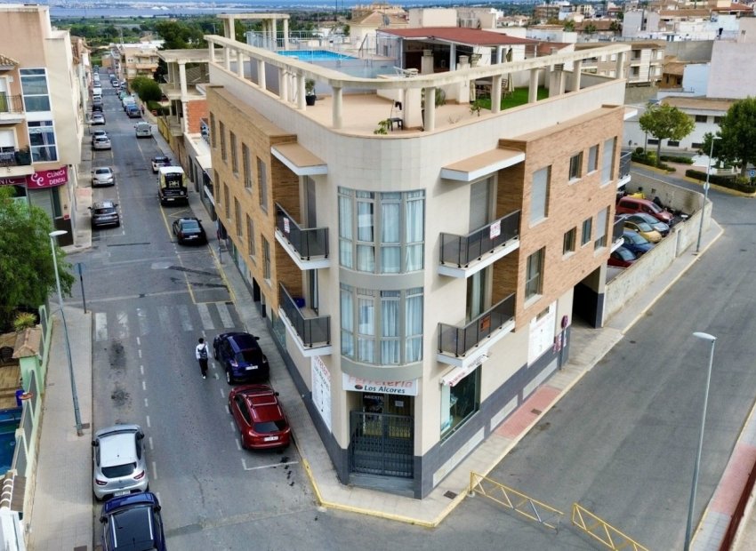 Resale - Apartment / Flat * - San Miguel de Salinas *