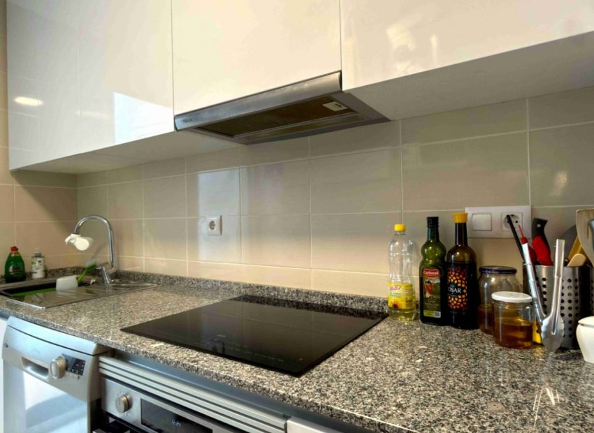 Resale - Apartment / Flat * - San Miguel de Salinas *