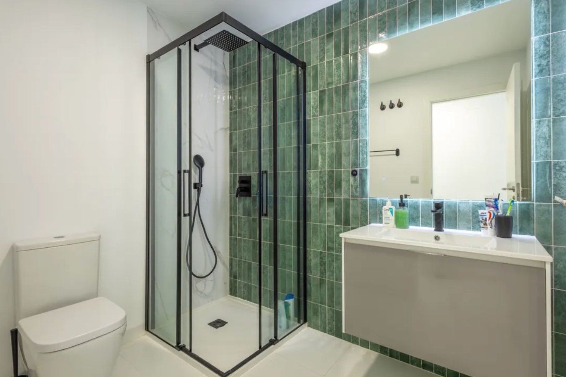 Resale - Apartment / Flat * - San Miguel de Salinas *