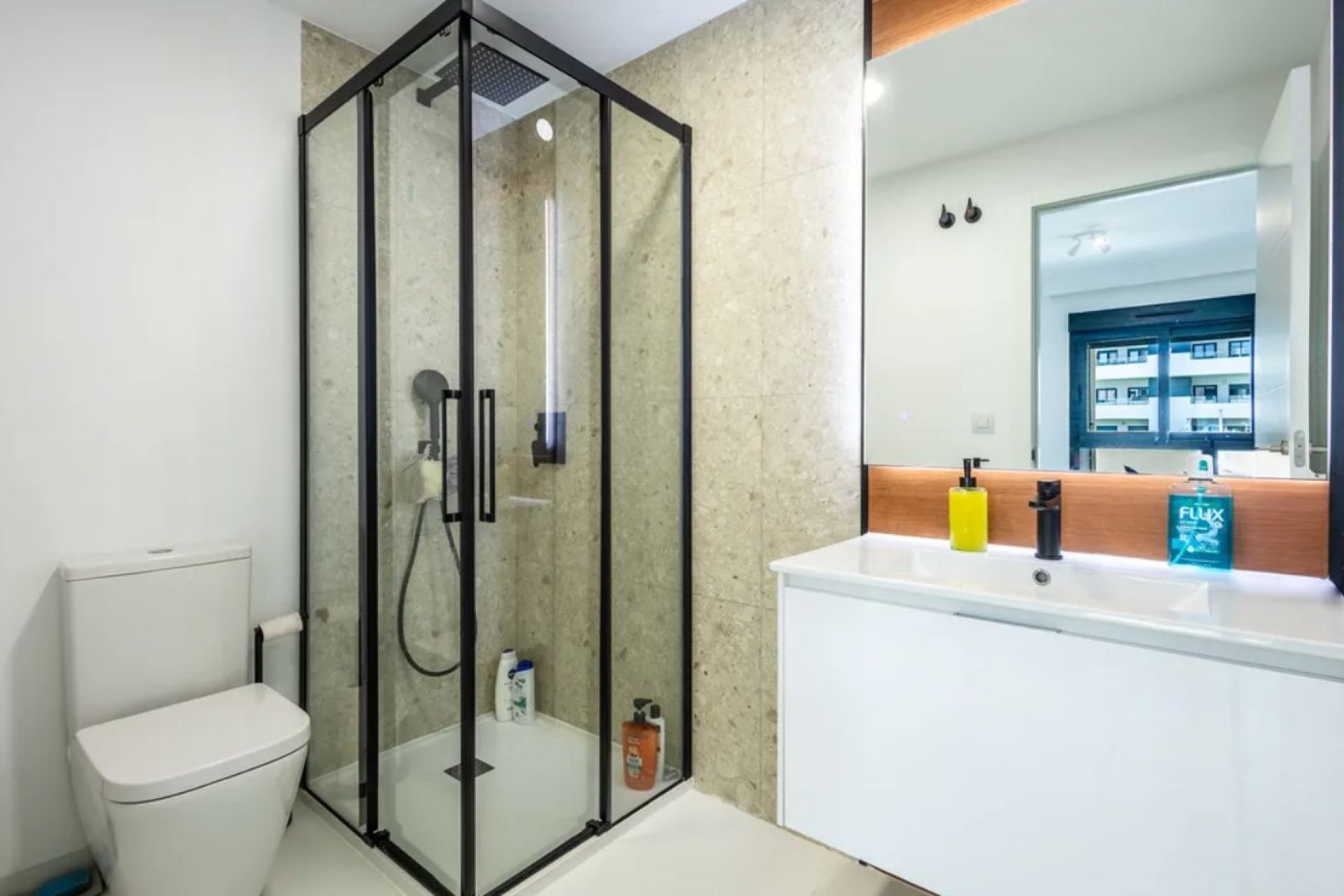 Resale - Apartment / Flat * - San Miguel de Salinas *