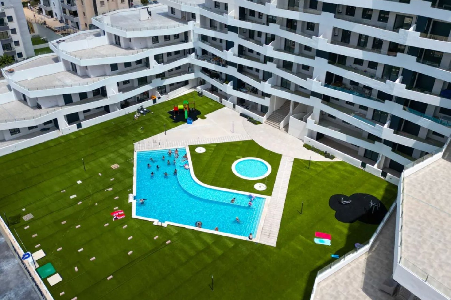 Resale - Apartment / Flat * - San Miguel de Salinas *