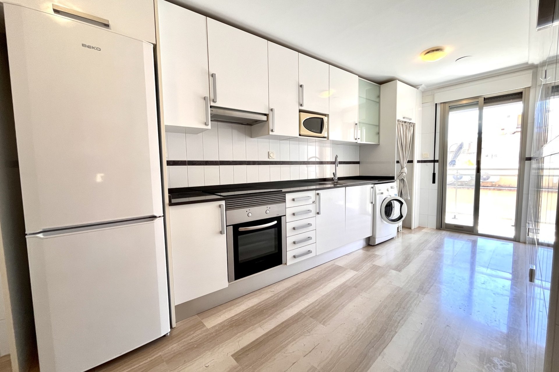 Resale - Apartment / Flat * - Santa Pola - Santa Pola *