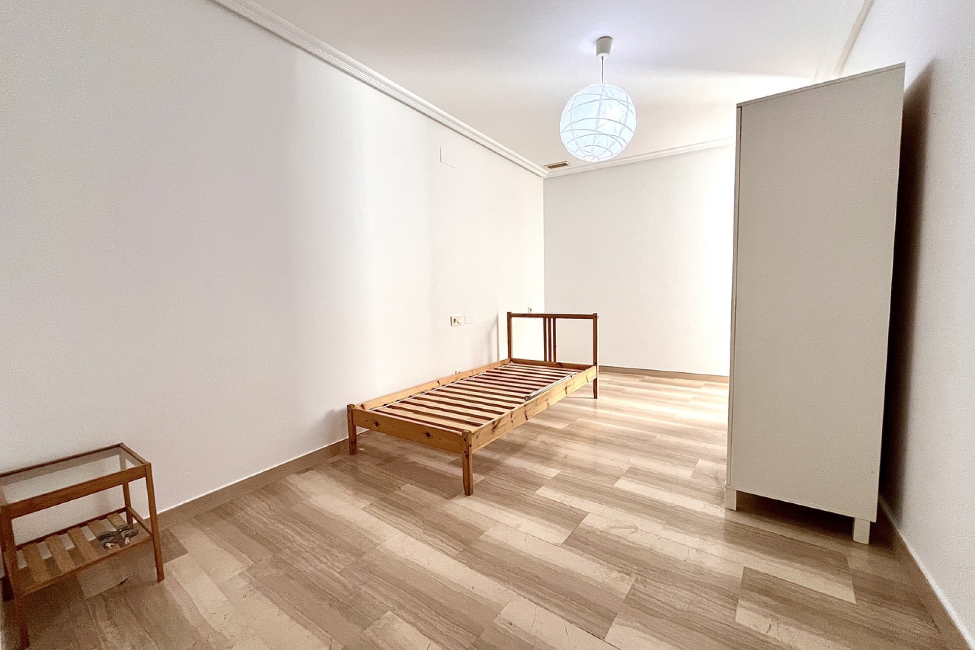 Resale - Apartment / Flat * - Santa Pola *