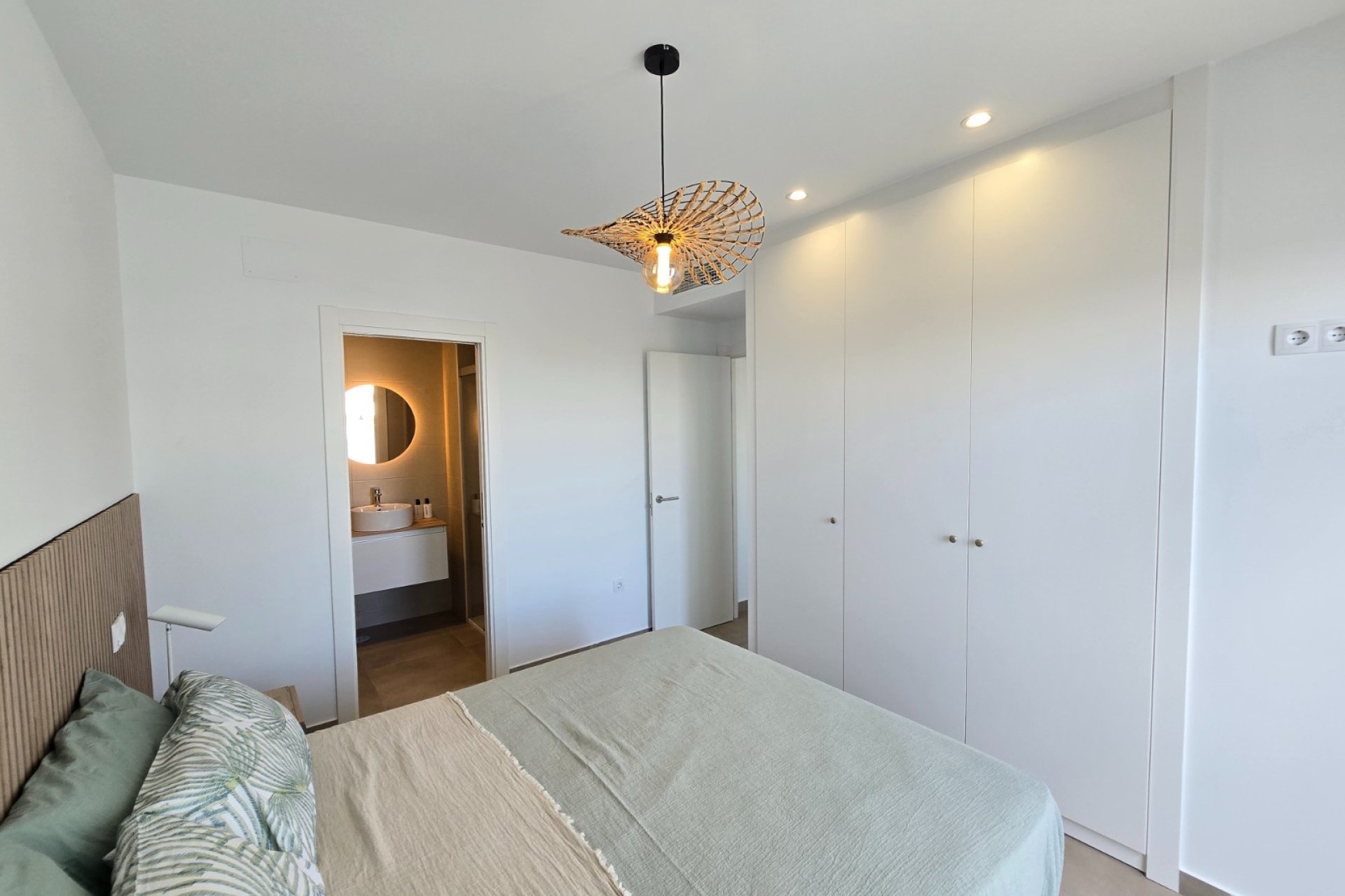 Resale - Apartment / Flat * - Santa Rosalia *