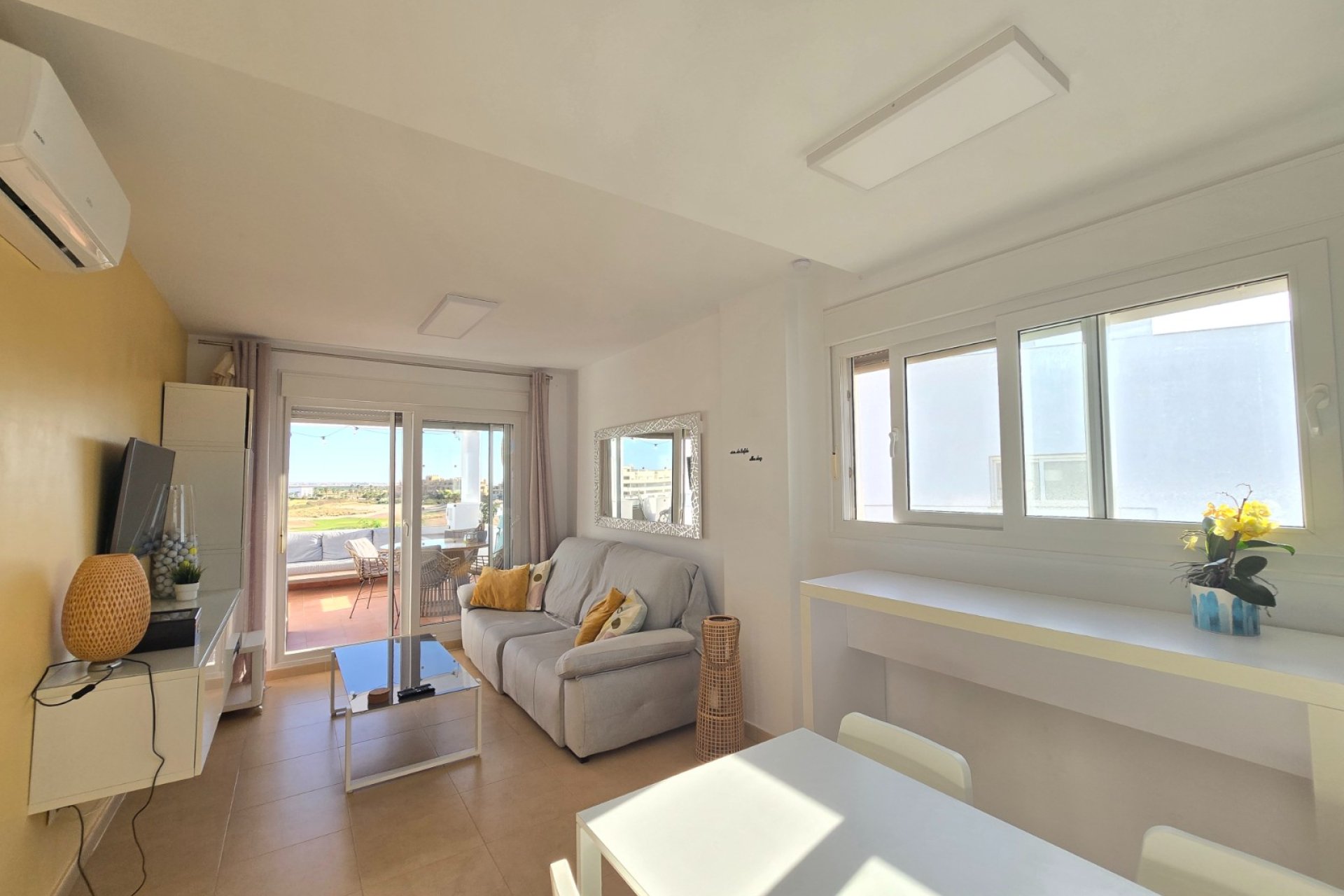 Resale - Apartment / Flat * - Terrazas de la Torre - Costa Calida 