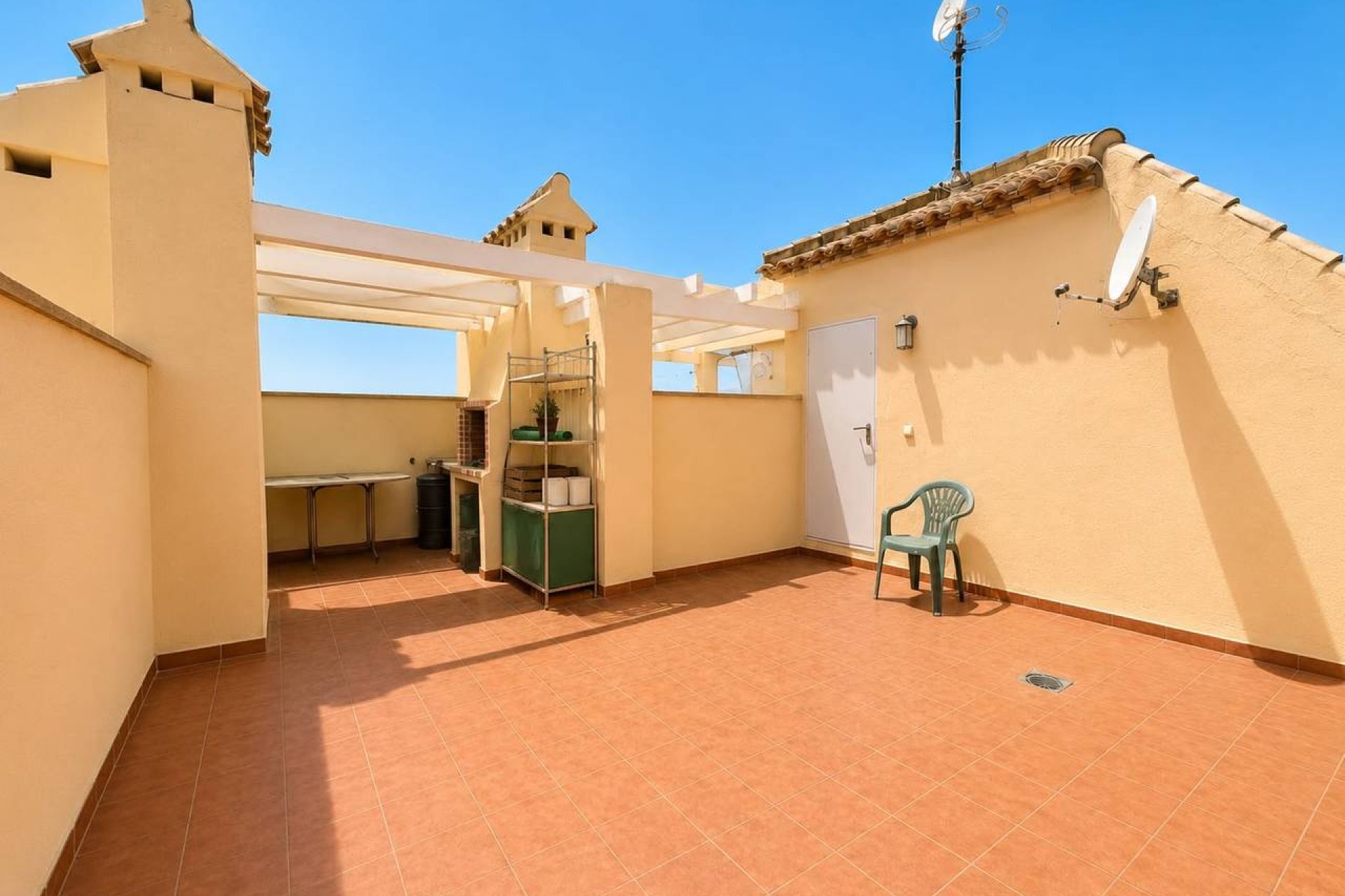 Resale - Apartment / Flat * - Torremendo *