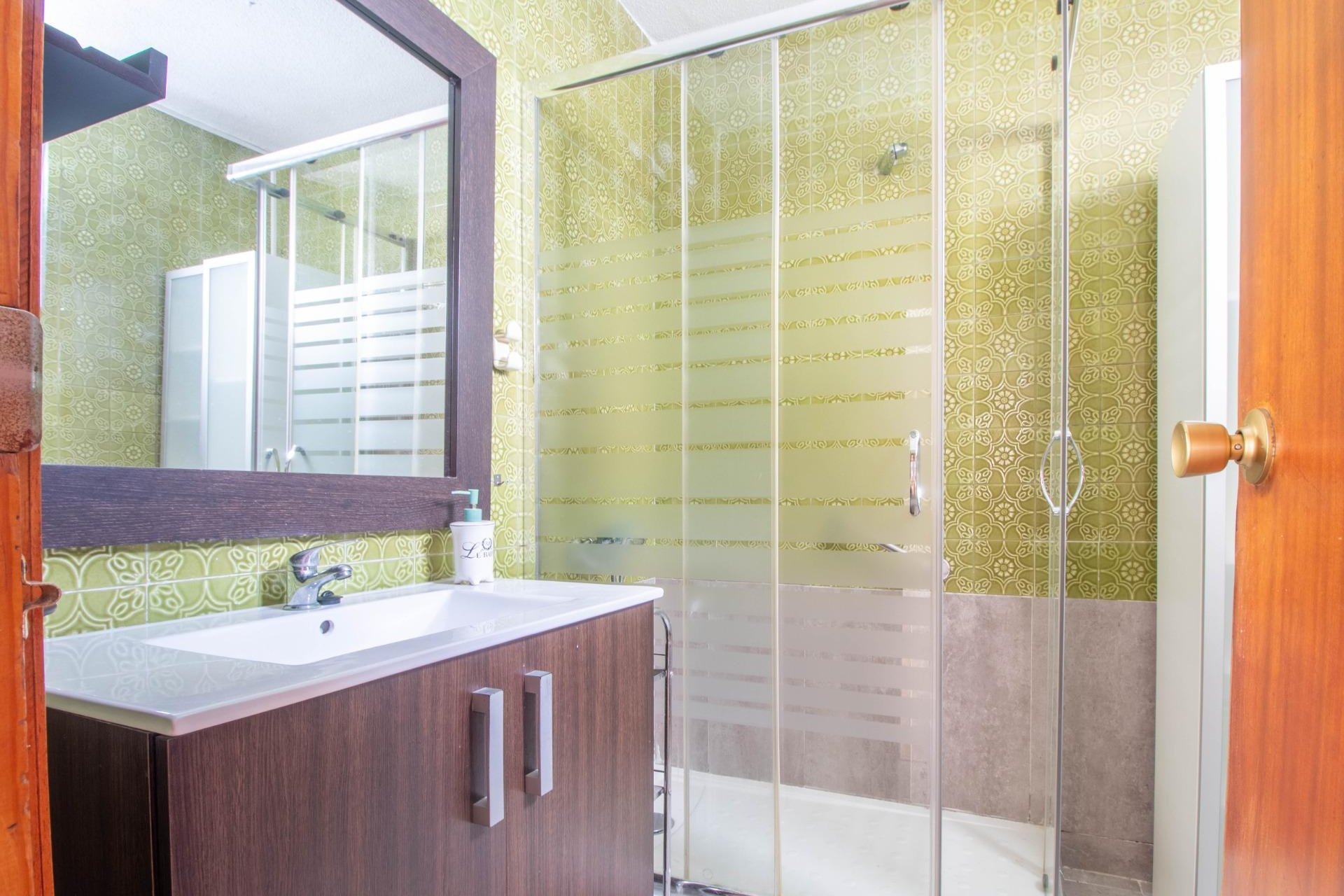 Resale - Apartment / Flat * - Torrevieja - Acequion *