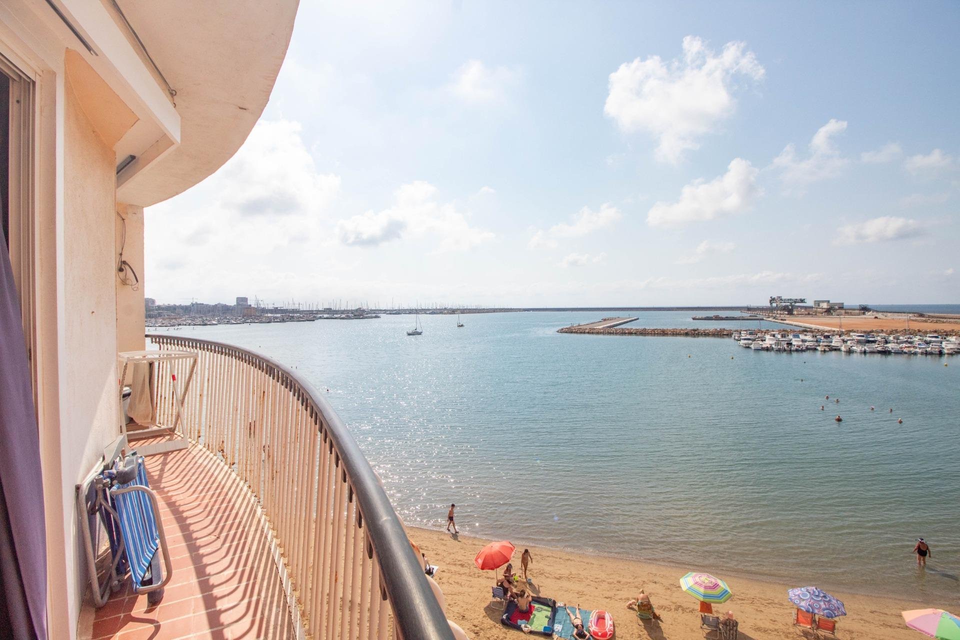 Resale - Apartment / Flat * - Torrevieja - Acequion *