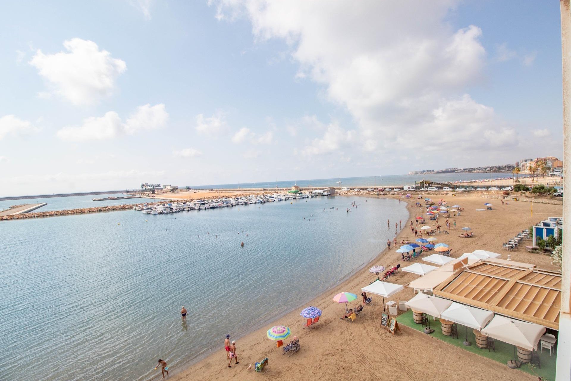 Resale - Apartment / Flat * - Torrevieja - Acequion *