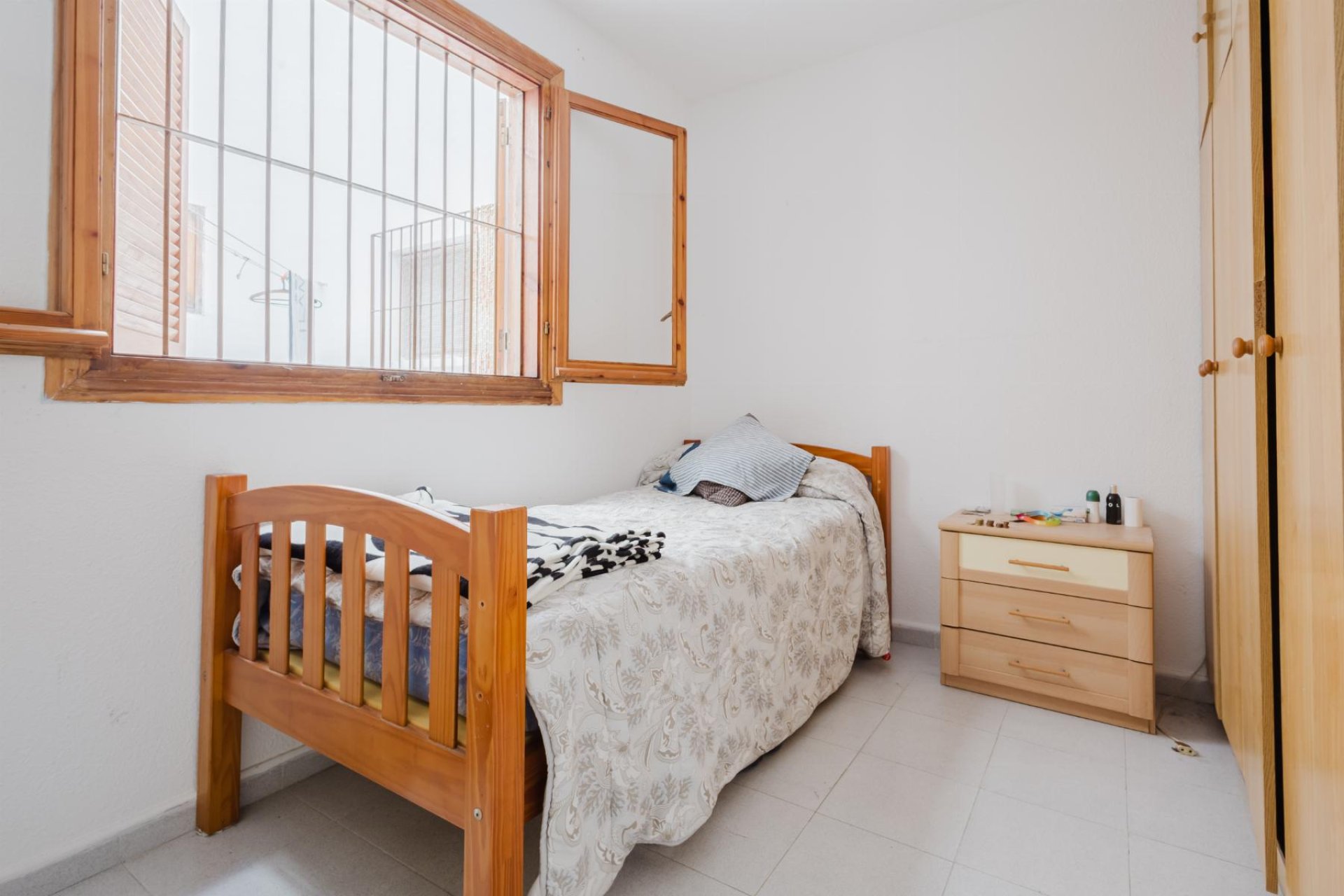 Resale - Apartment / Flat * - Torrevieja - Acequion *