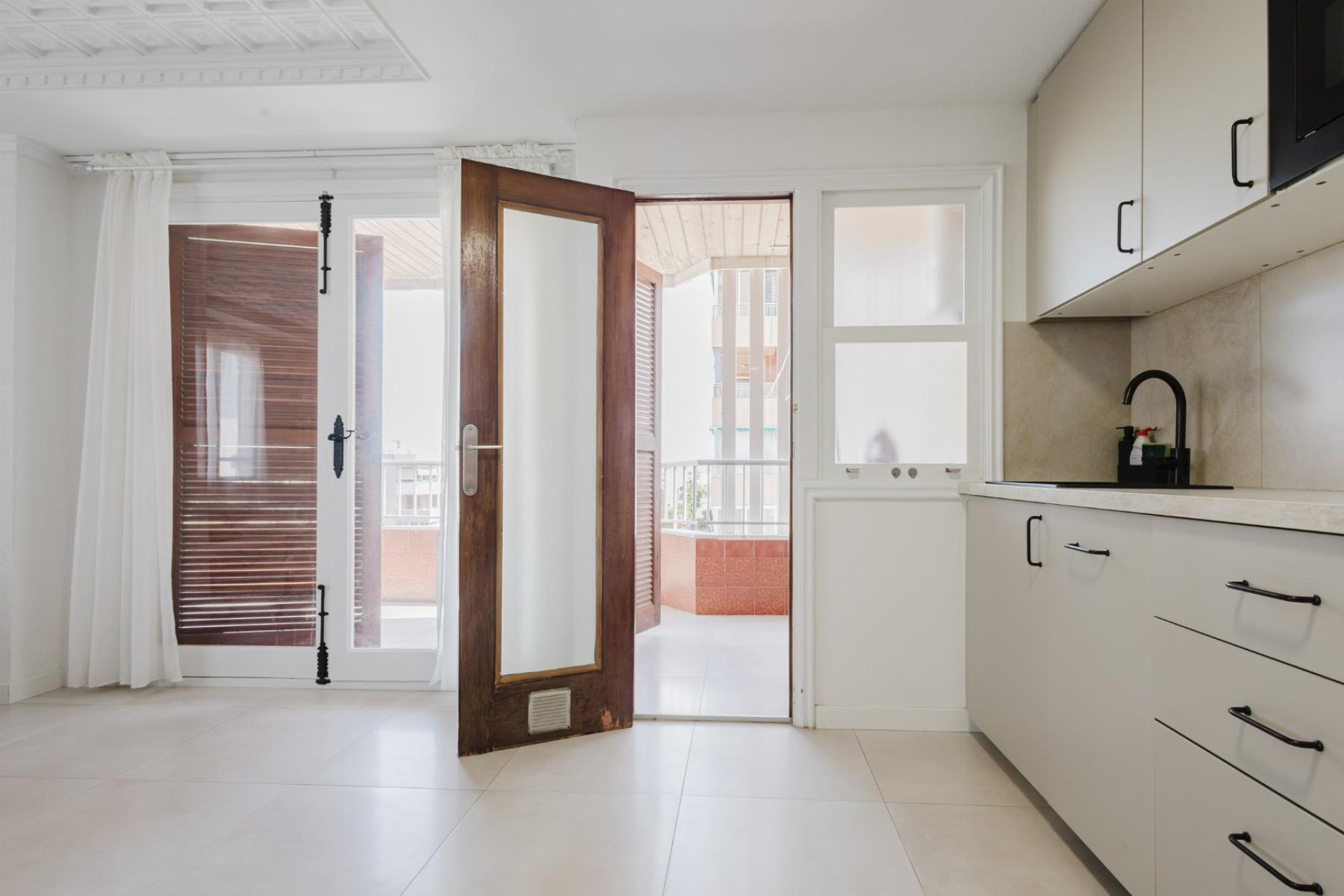 Resale - Apartment / Flat * - Torrevieja - Acequion *