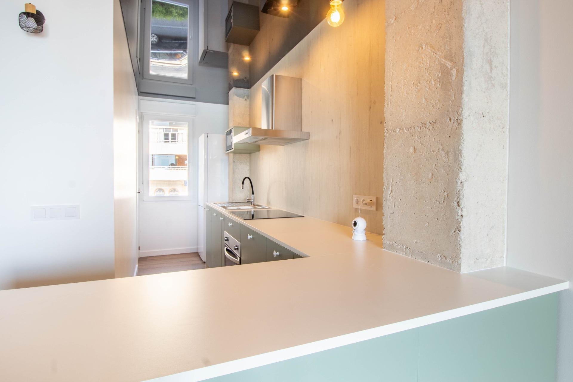 Resale - Apartment / Flat * - Torrevieja - Acequion *